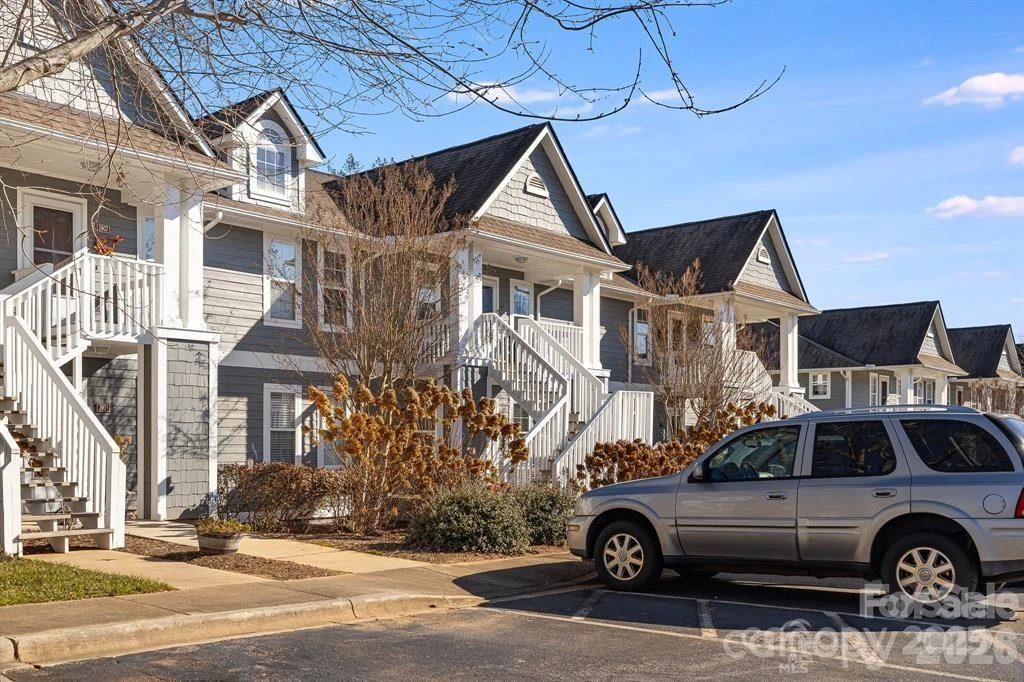 2904 Sagamore Lane - Photo 3