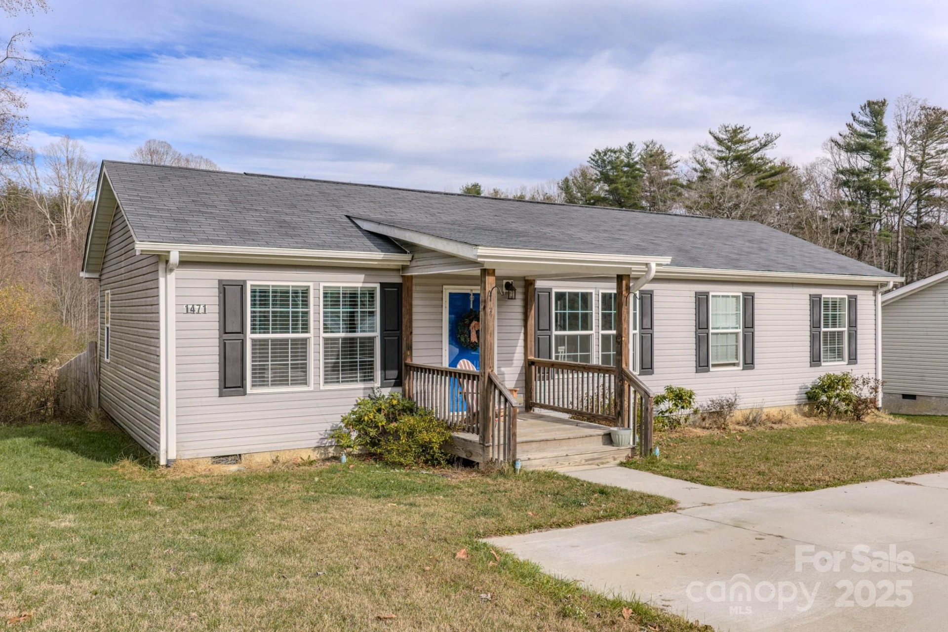 1471 Howard Gap Loop Road - Photo 2