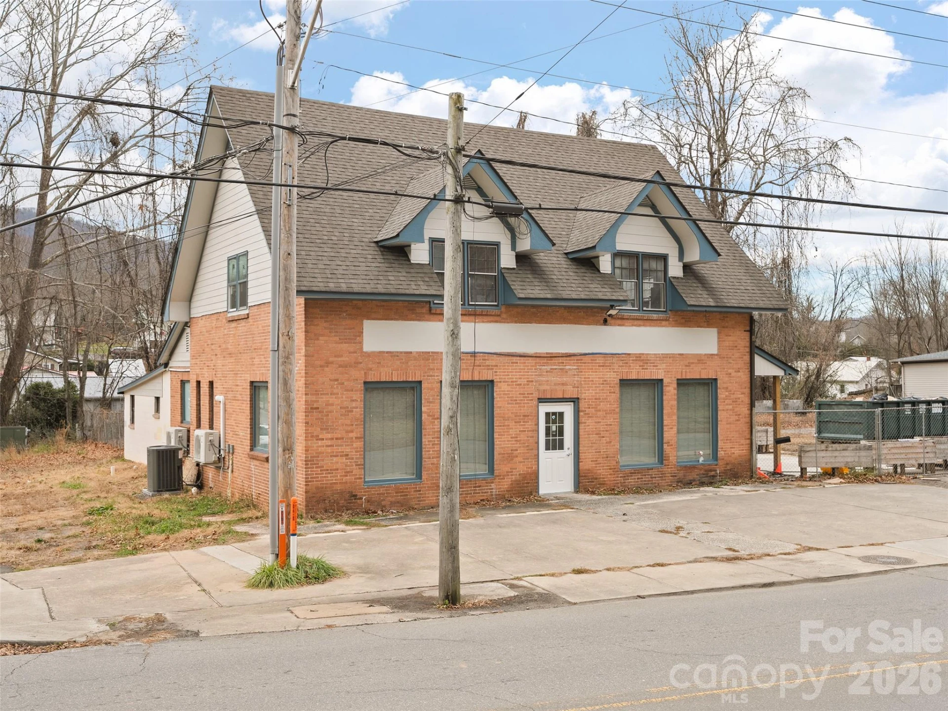 595 N Main Street - Photo 3