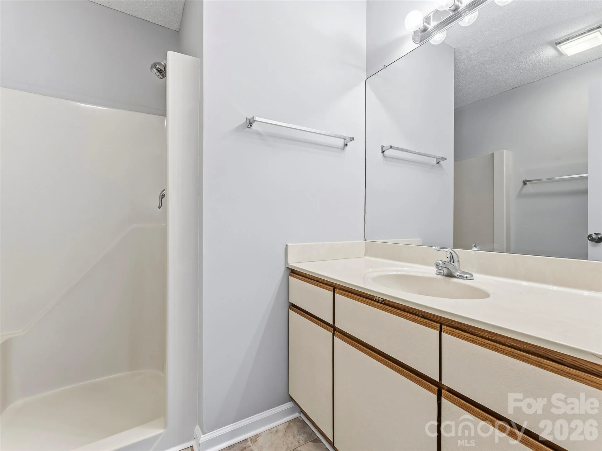 102 Abbey Circle - Photo 11