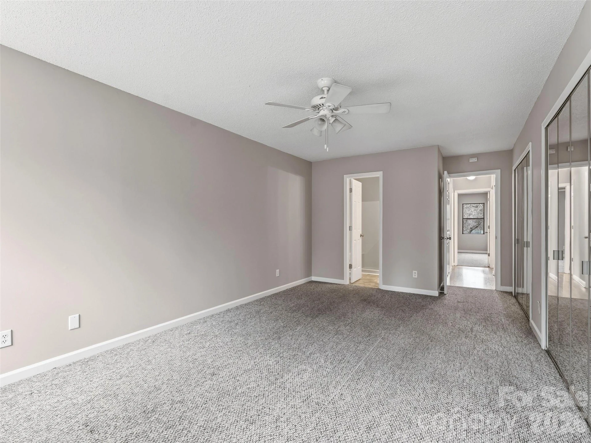 102 Abbey Circle - Photo 14