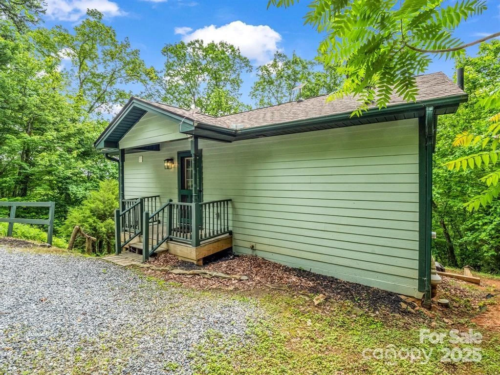 119 Celestial Way - Photo 2