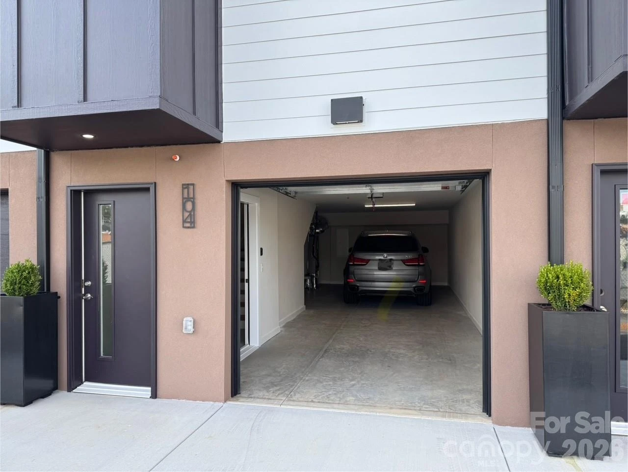 3 Lee Garden Lane #104 - Photo 6
