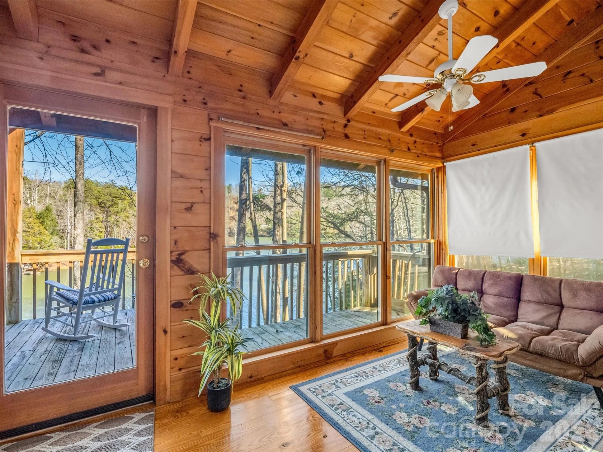 446 Rainbow Circle - Photo 18
