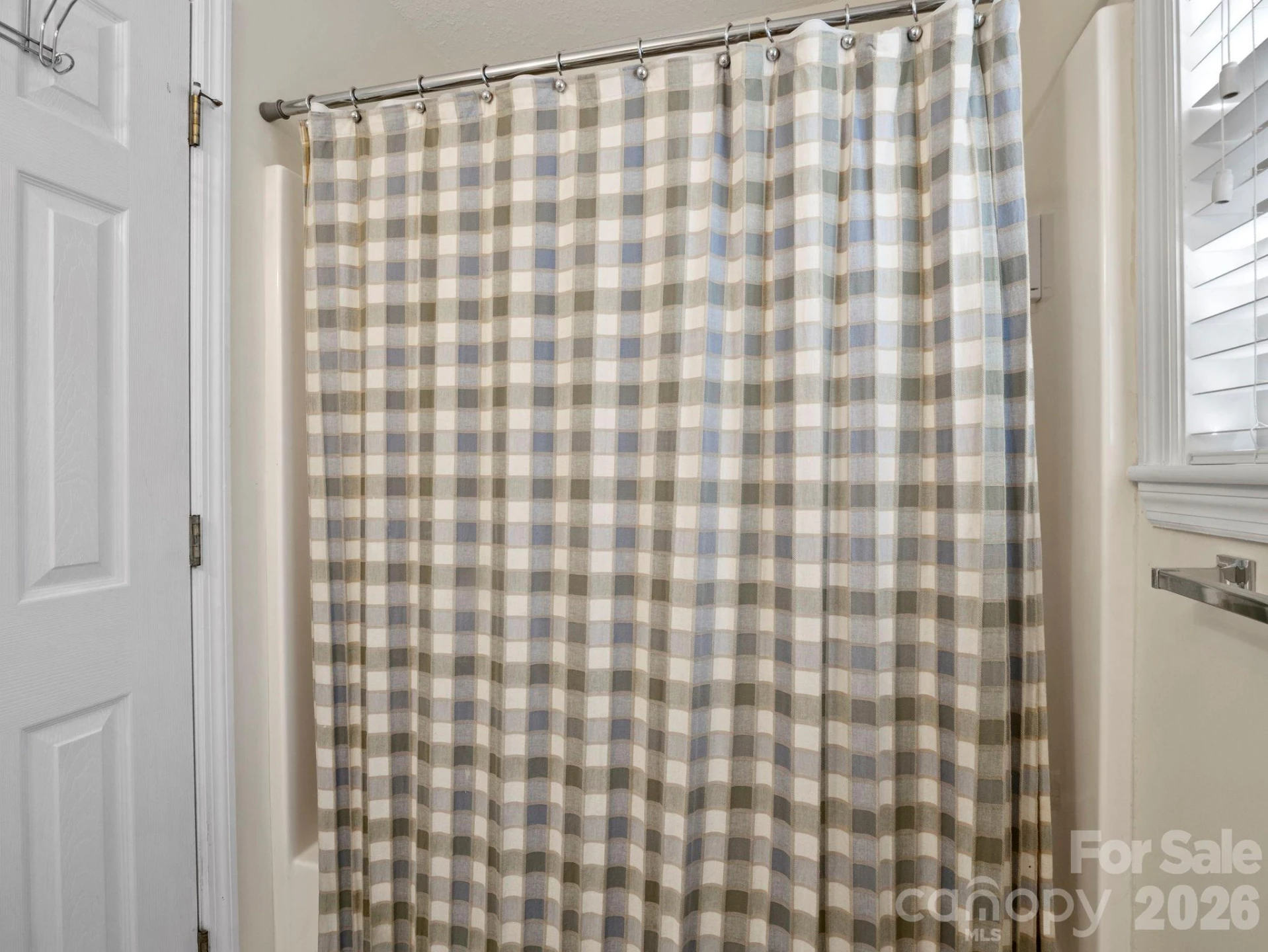 137 Weaver Court - Photo 21