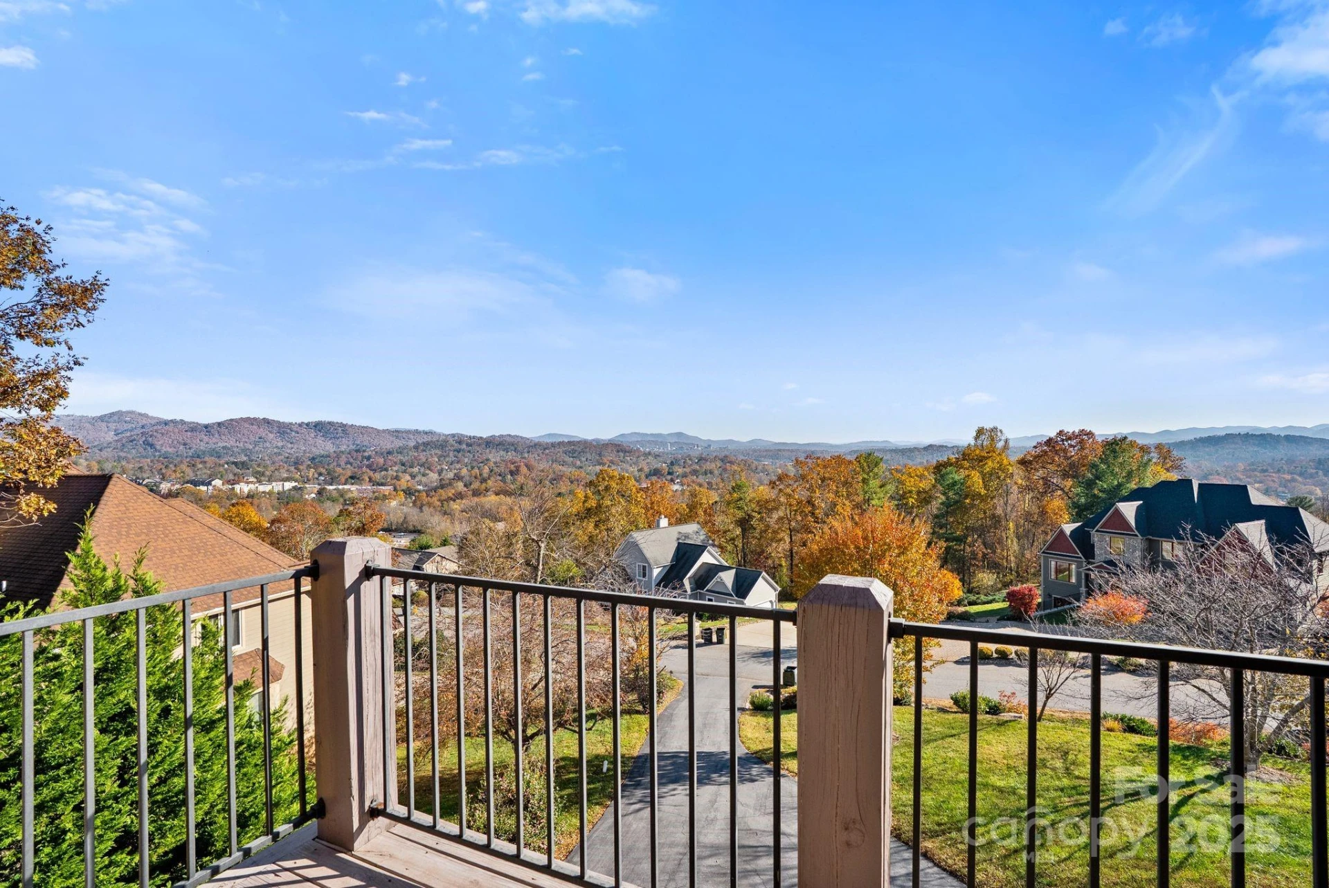 235 Windwhisper Drive - Photo 34