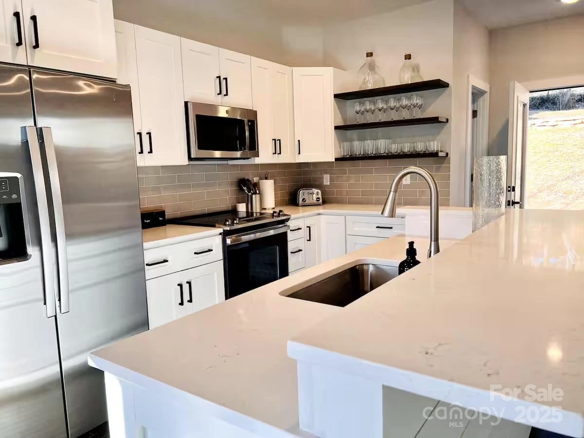 1057 Riverside Drive - Photo 13