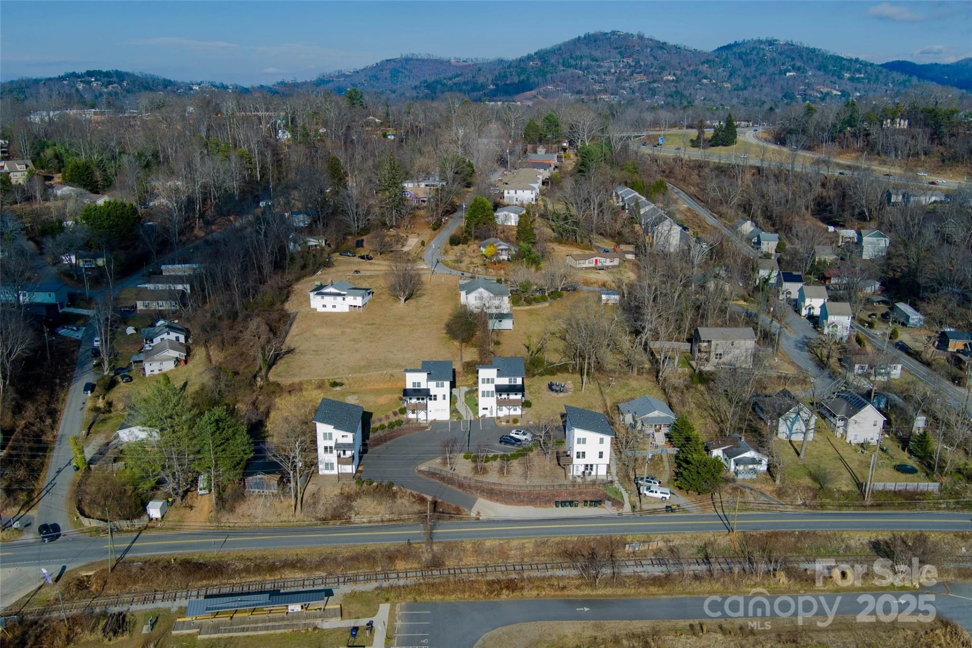 1057 Riverside Drive - Photo 37
