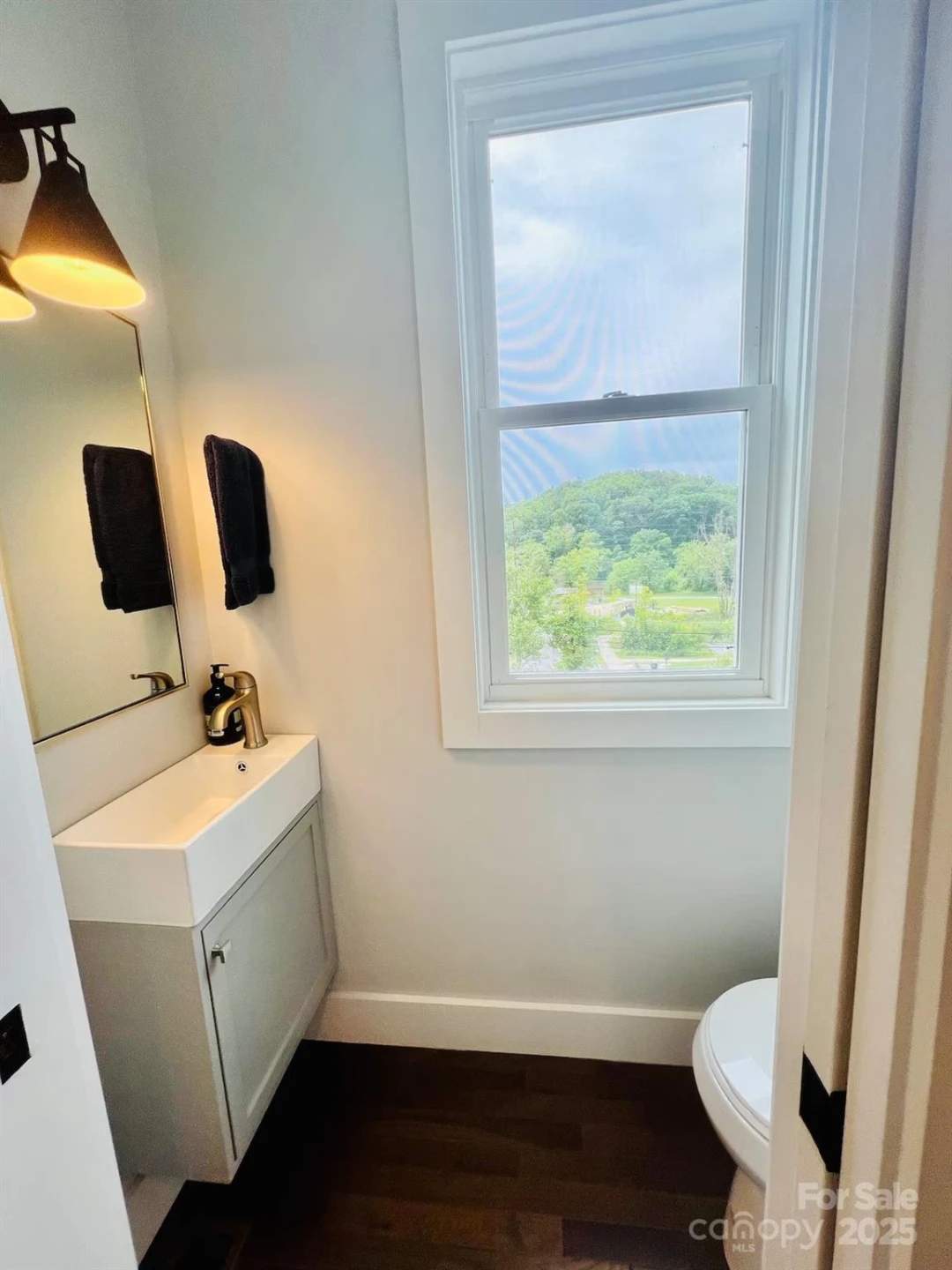 1061 Riverside Drive - Photo 19