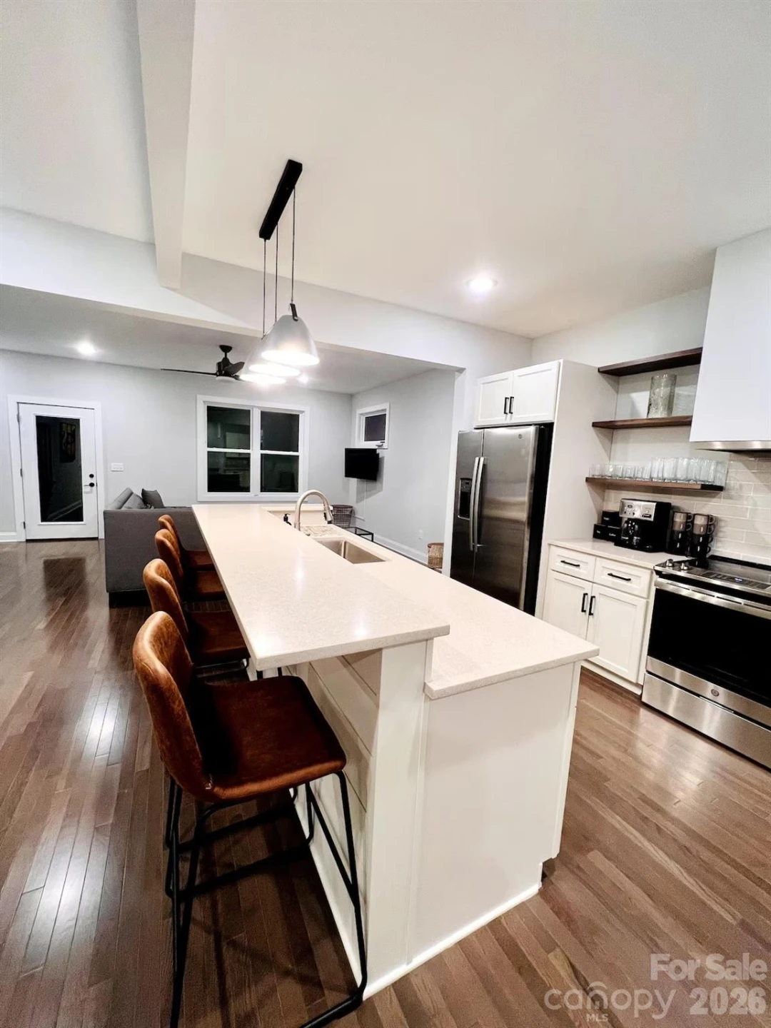1063 Riverside Drive - Photo 7