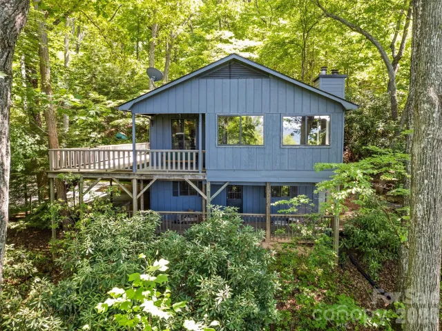 1392 Mount Chalet Road