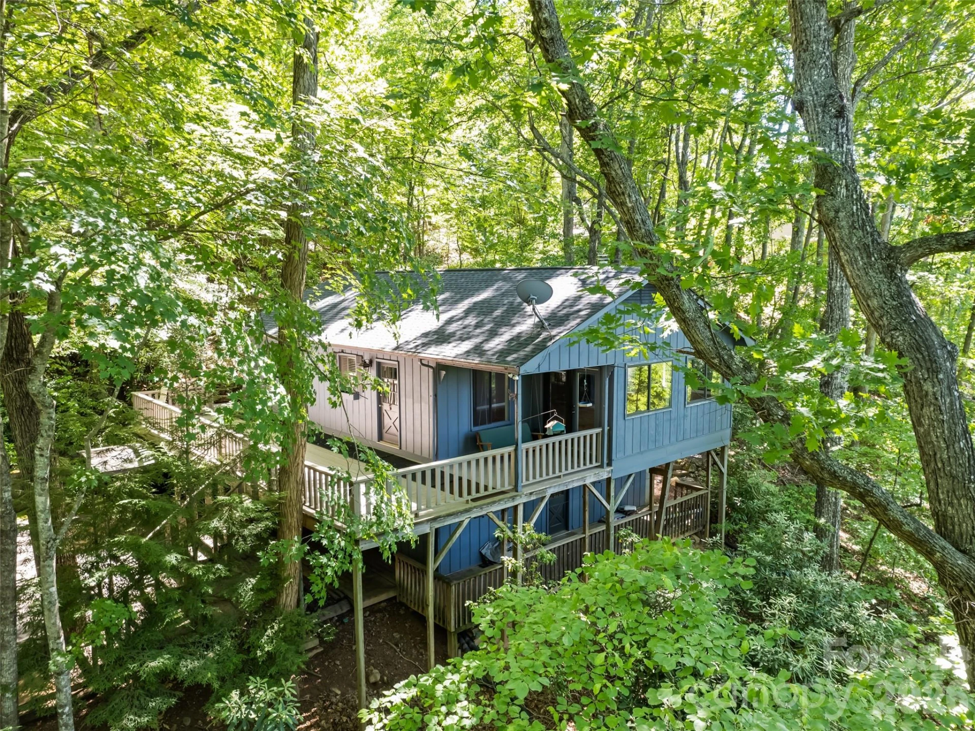 1392 Mount Chalet Road - Photo 3