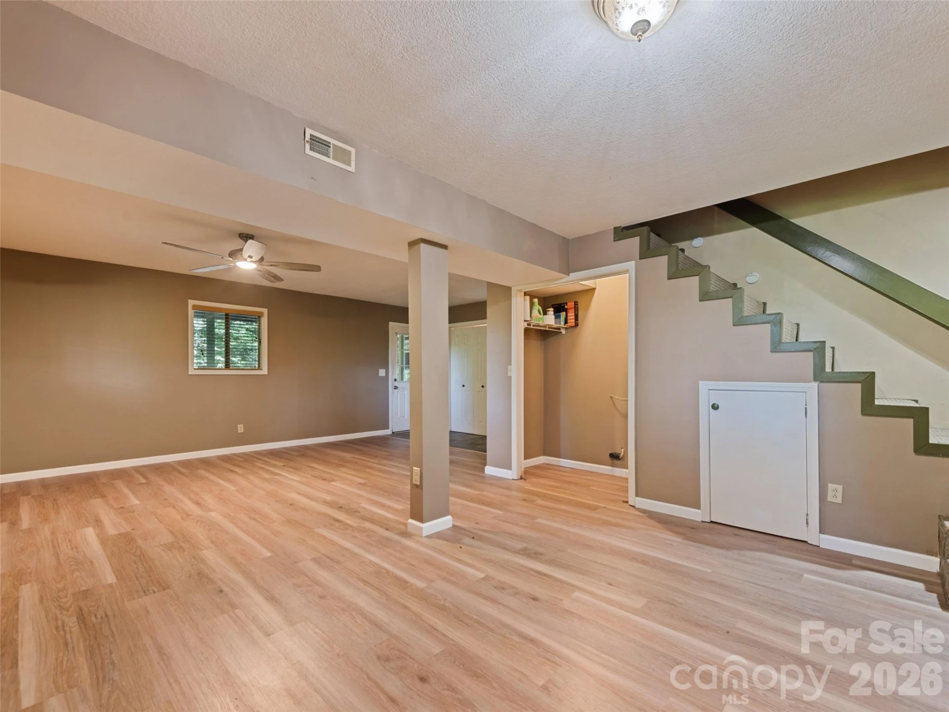 1392 Mount Chalet Road - Photo 29