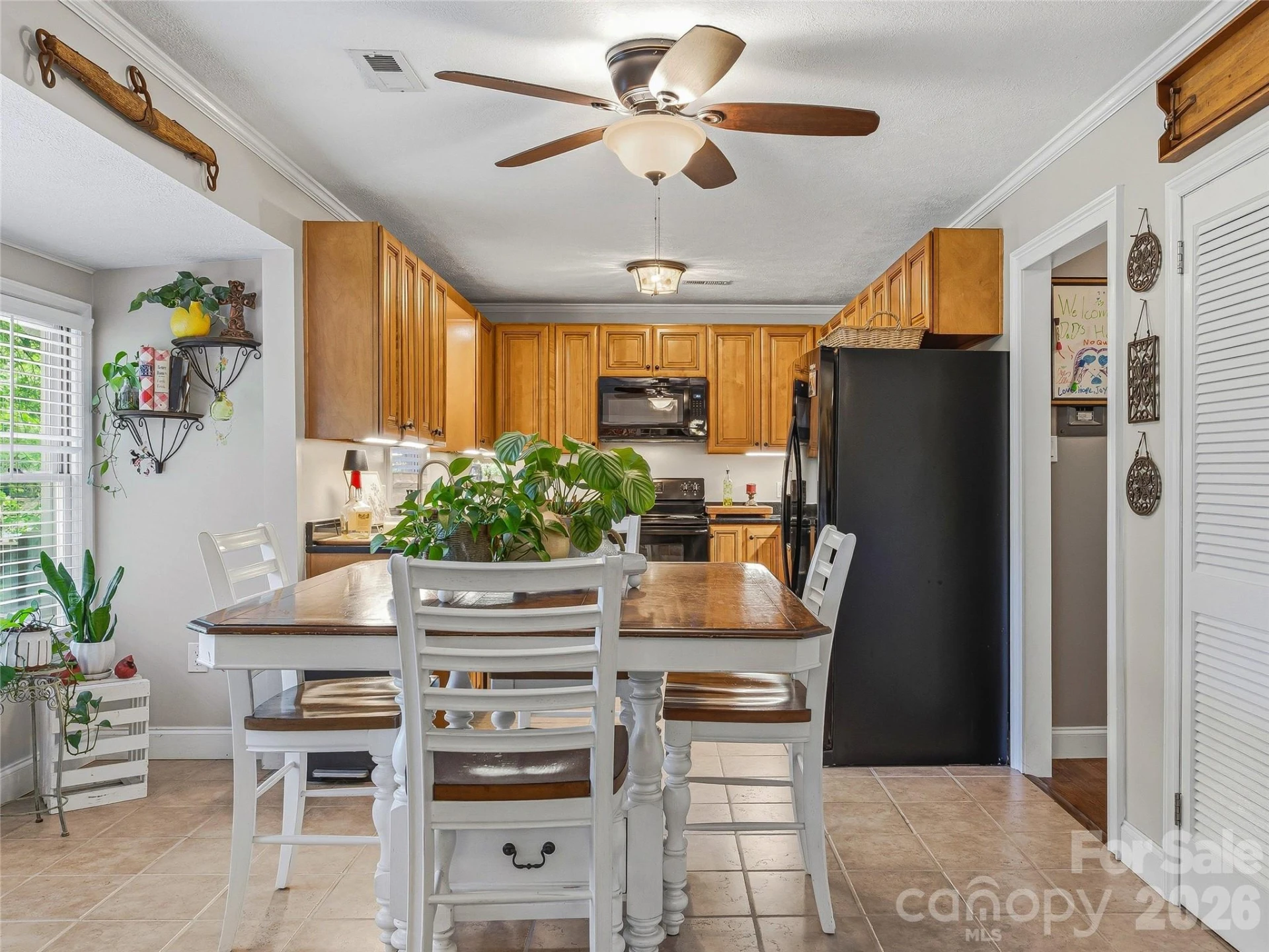 416 S Cherokee Avenue - Photo 12