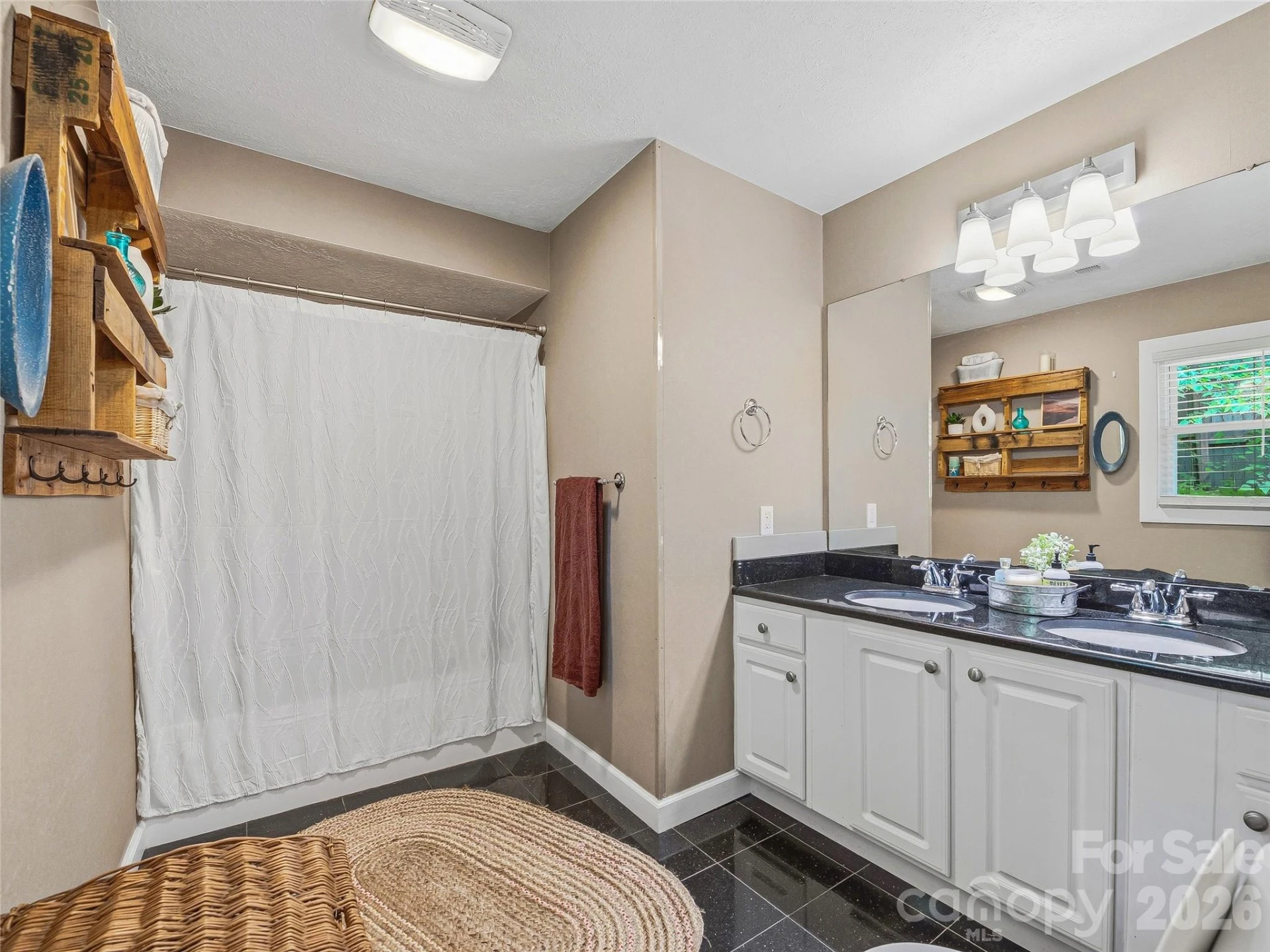 416 S Cherokee Avenue - Photo 18