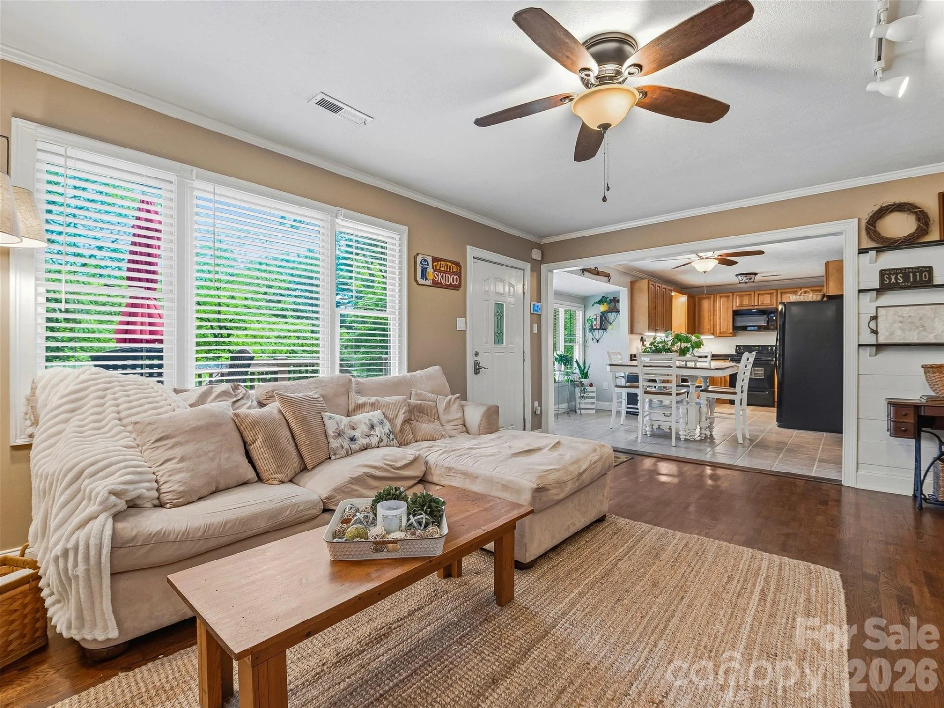 416 S Cherokee Avenue - Photo 8
