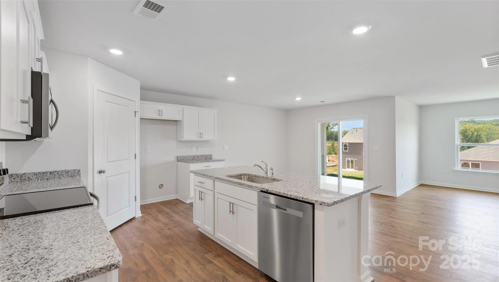 135 Wildbrook Drive - Photo 7