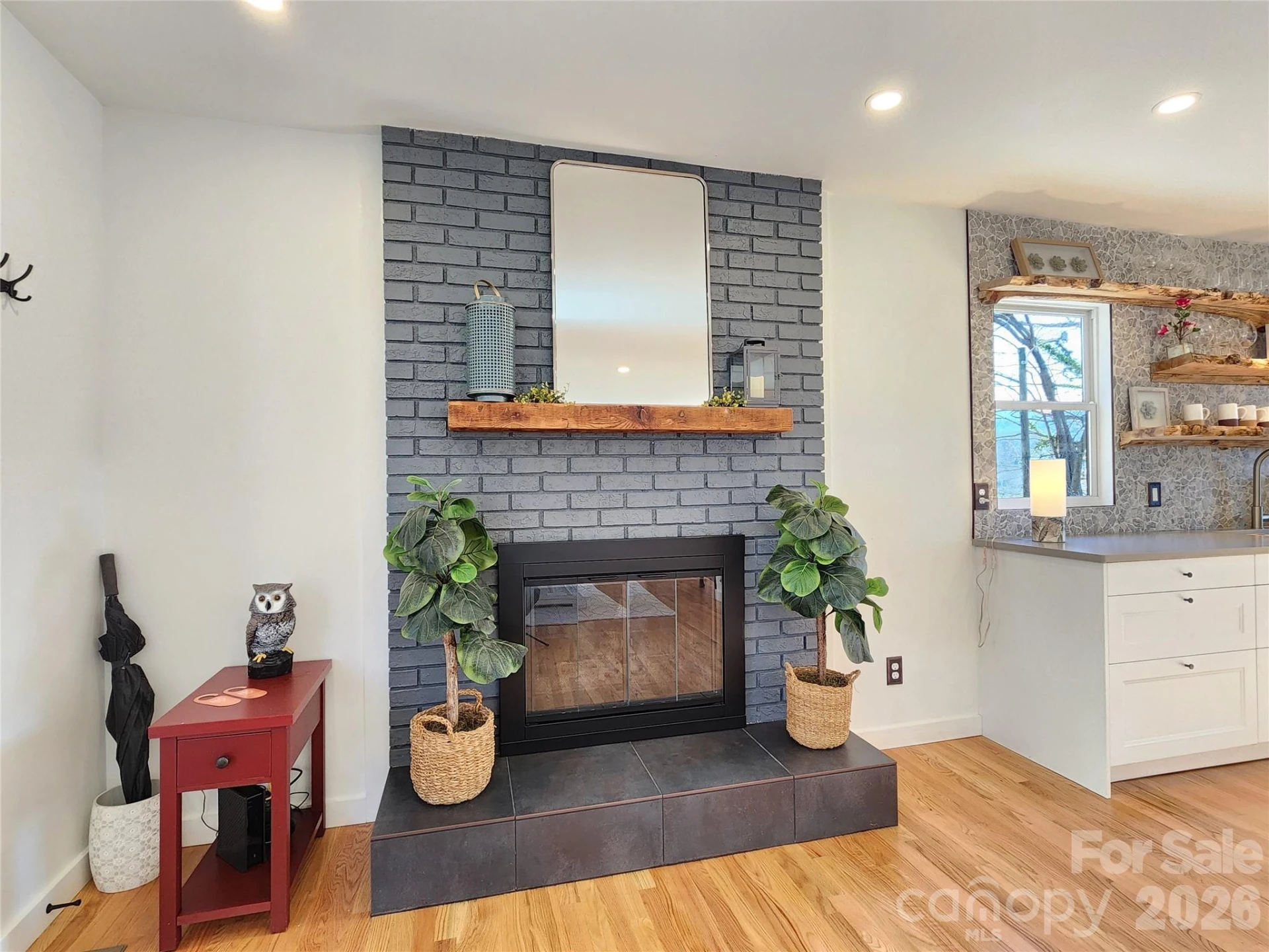 113 Hillside Street - Photo 17