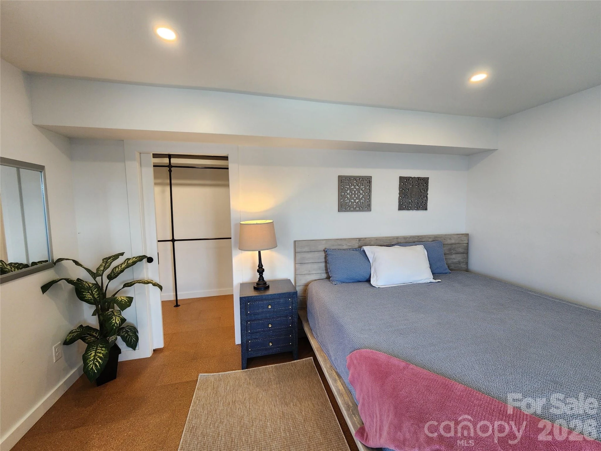 113 Hillside Street - Photo 34