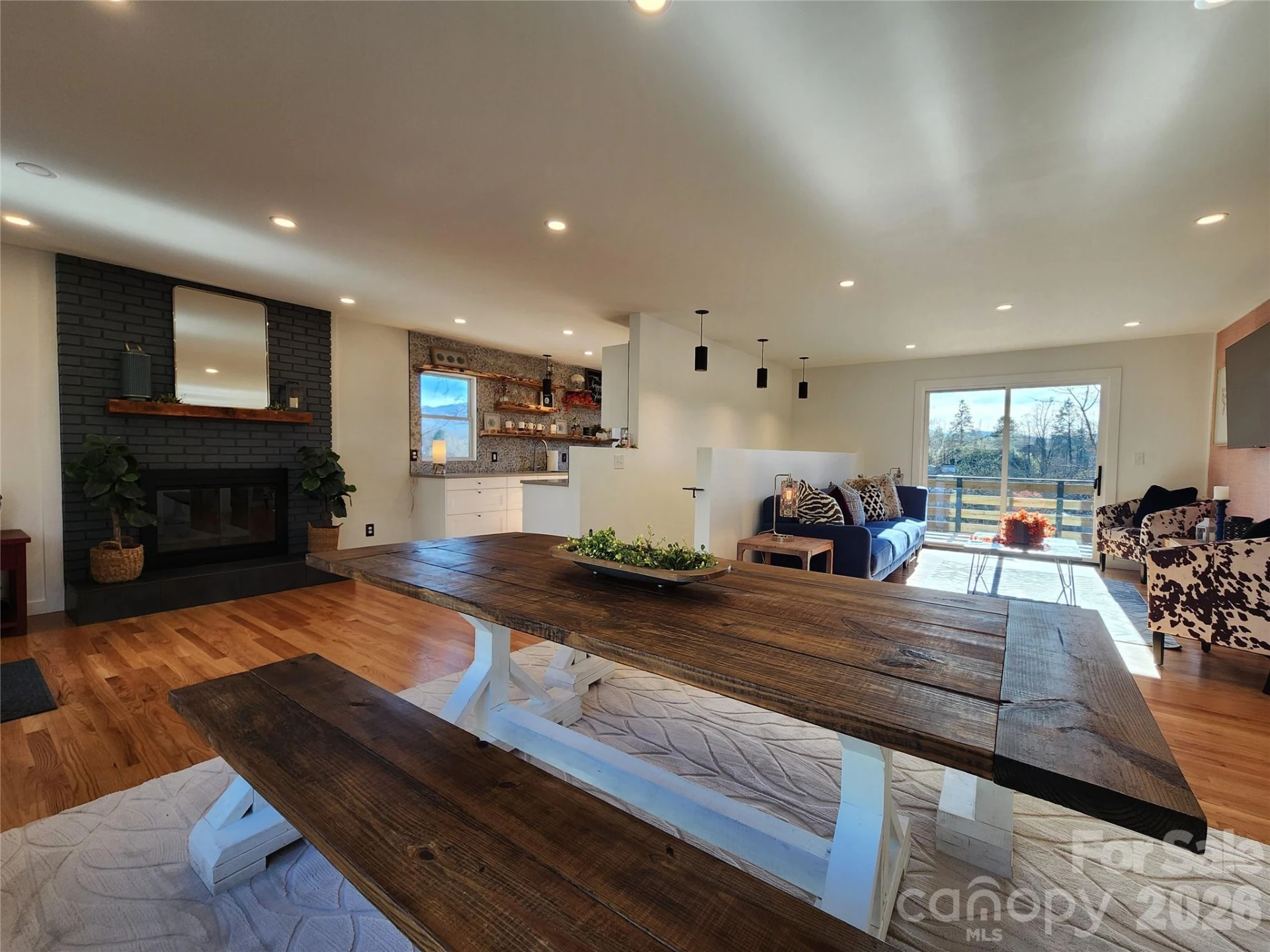 113 Hillside Street - Photo 10