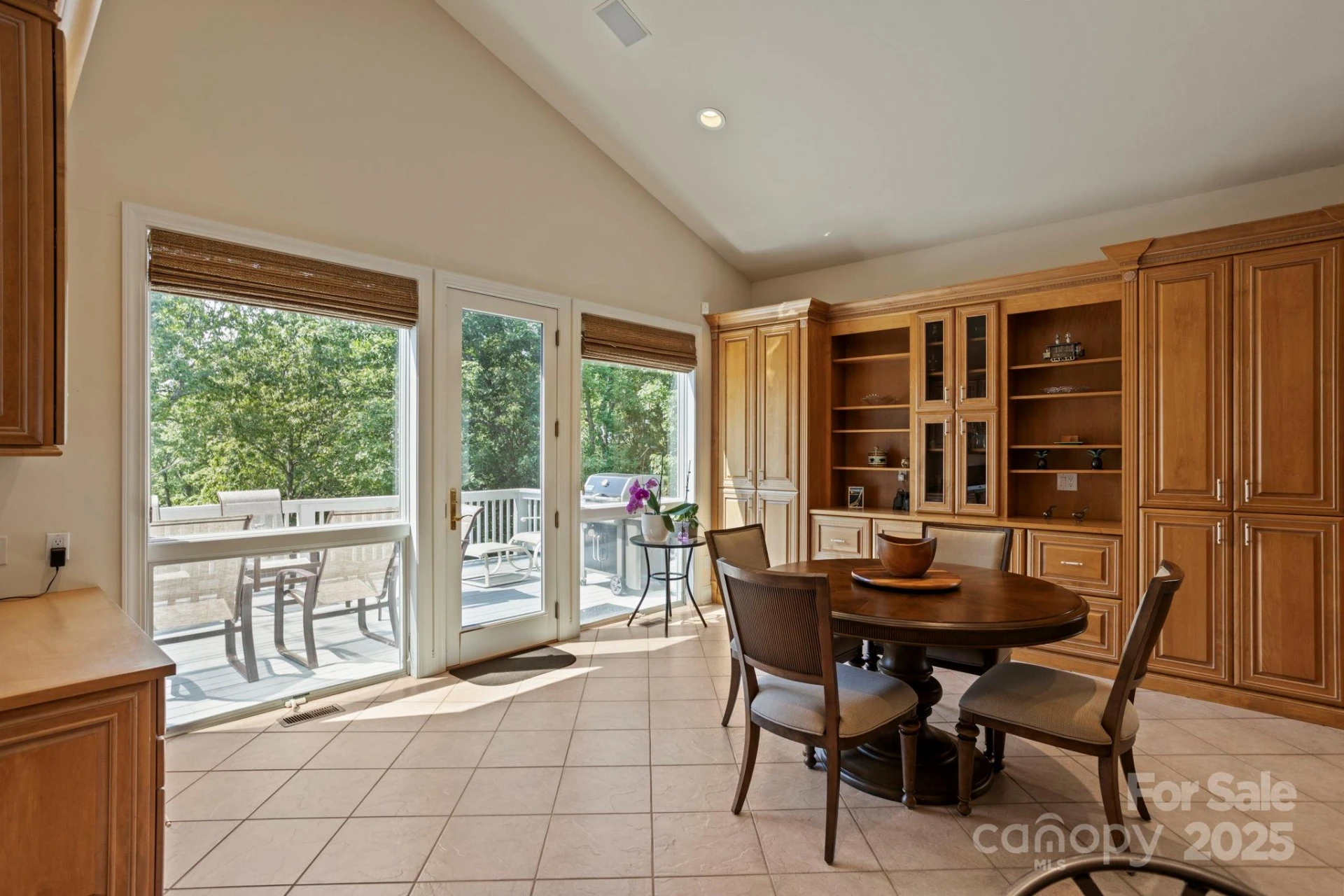 101 Beckwood Court - Photo 13