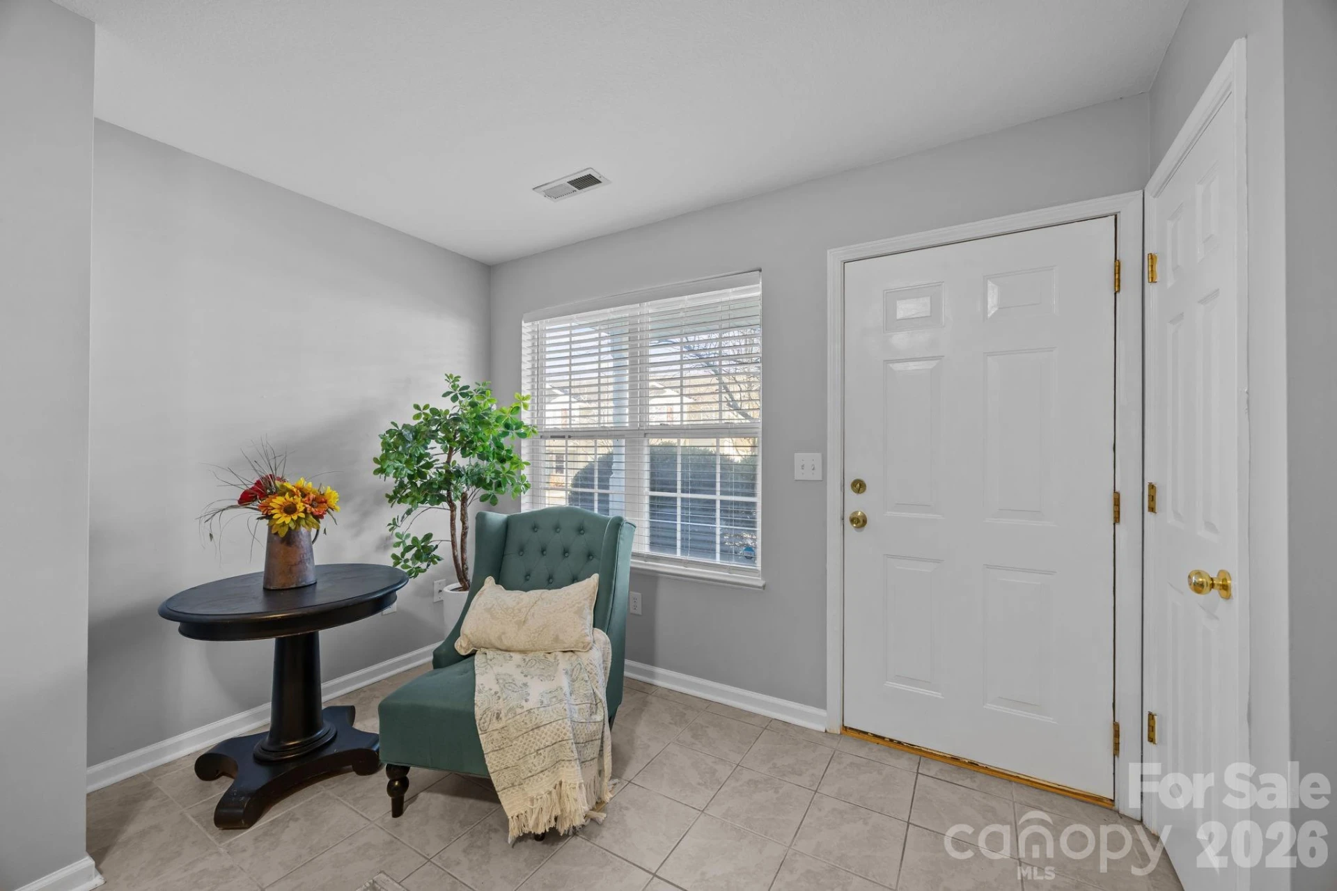 165 Wiltshire Circle - Photo 4