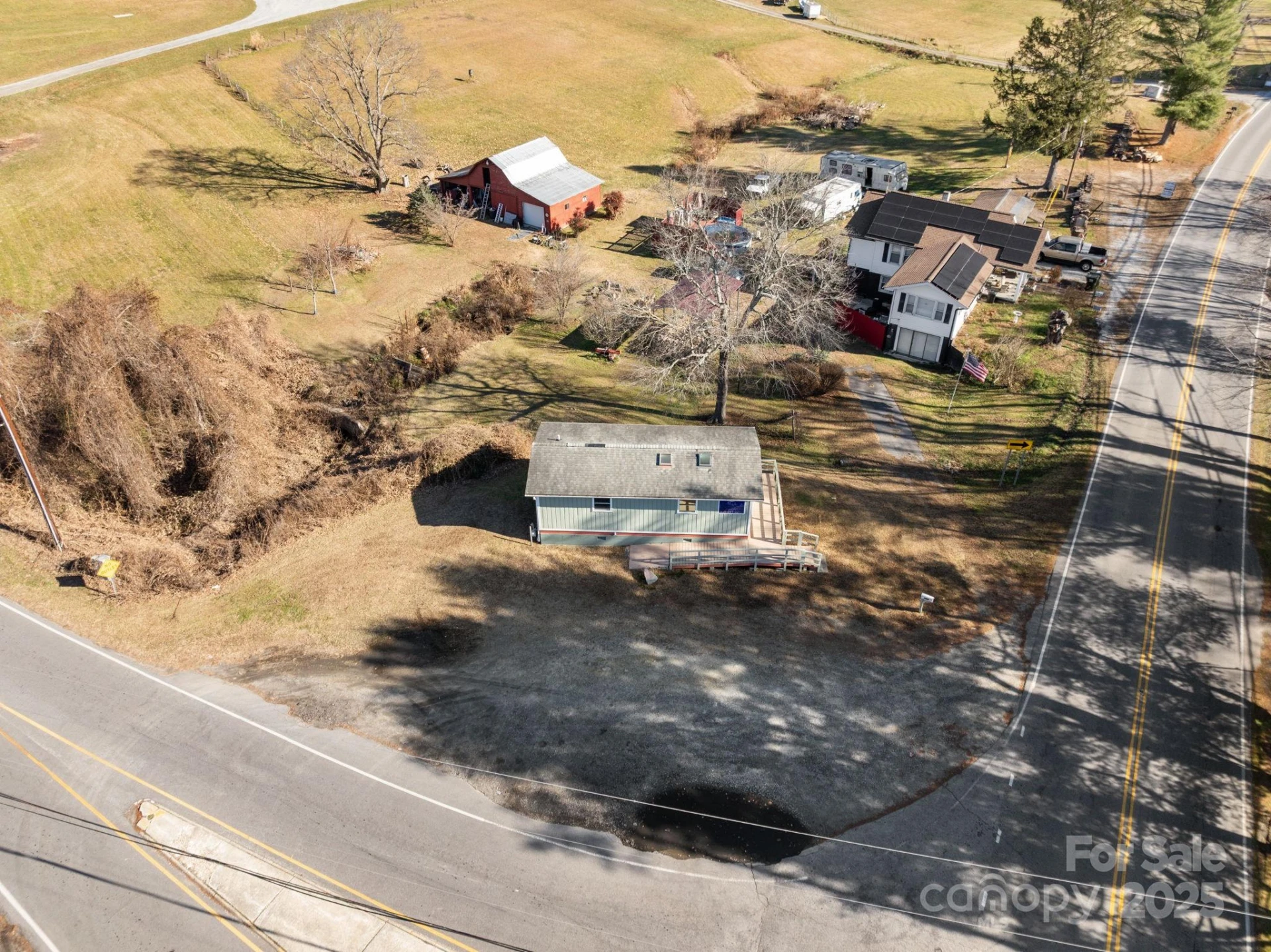 701 Dana Road - Photo 15