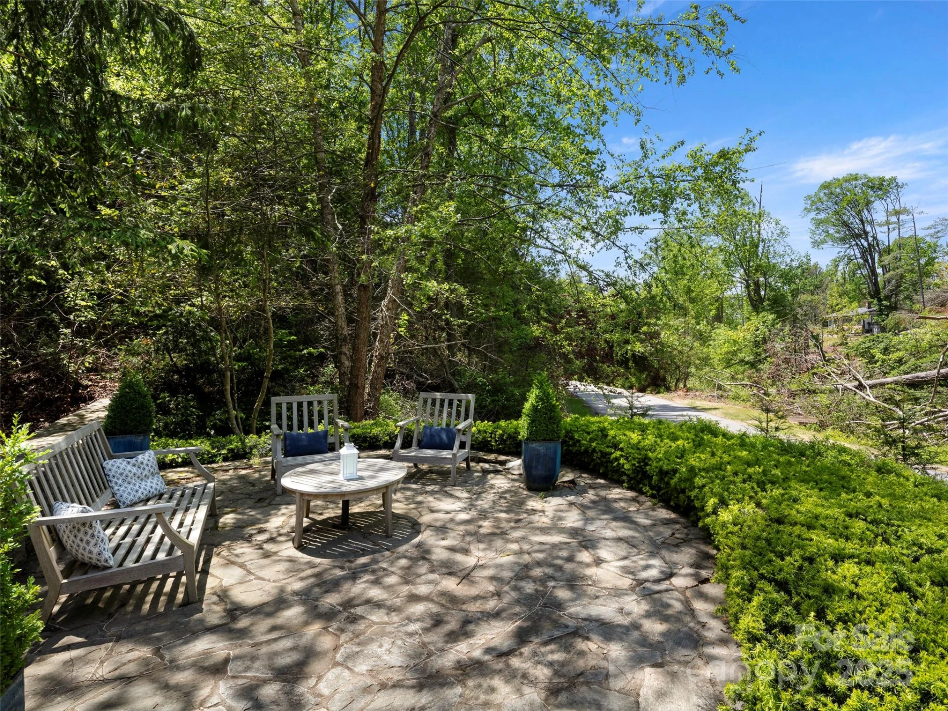 403 Baird Cove Road - Photo 2