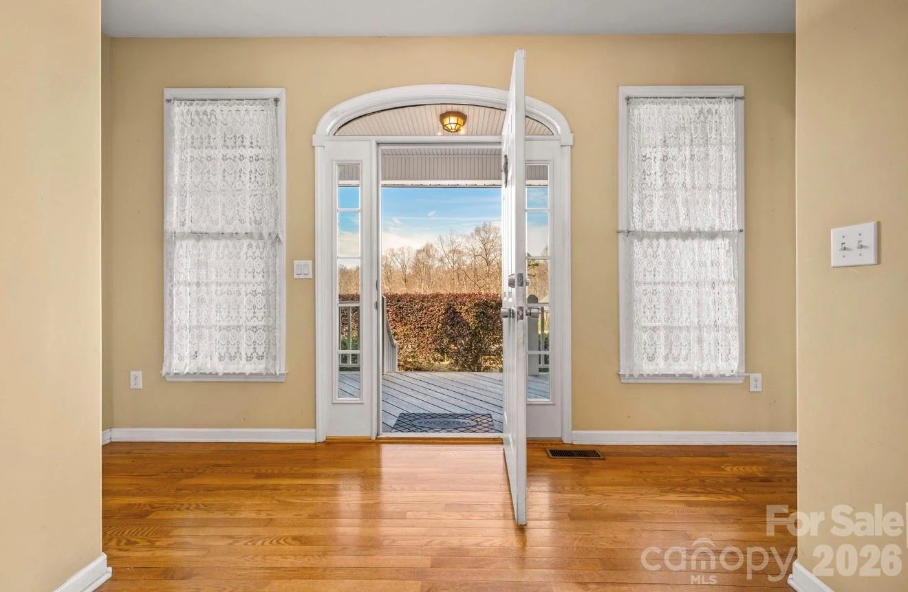 523 Shepherds Creek Circle - Photo 8