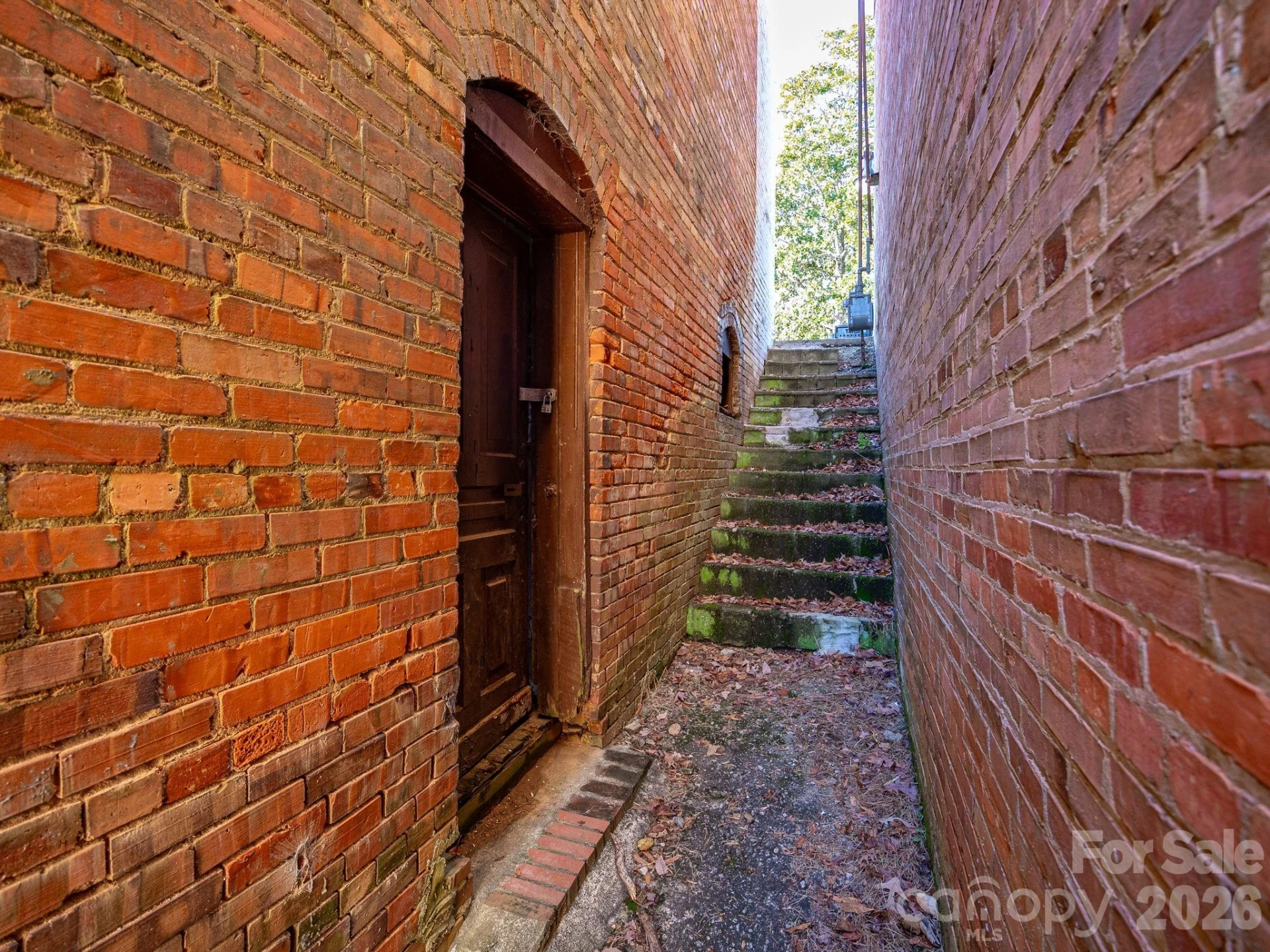 55 S Trade Street - Photo 23