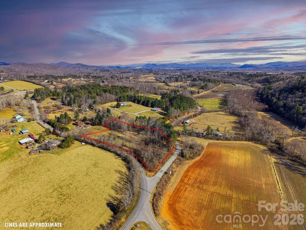 999 Ray Hill Road