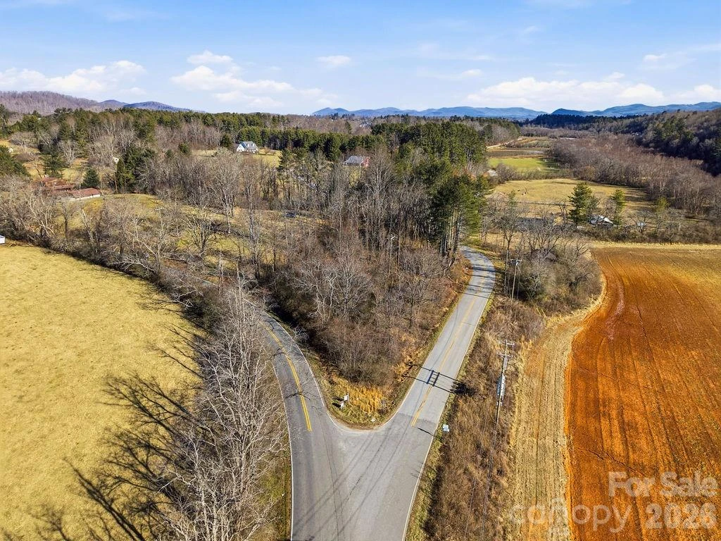 999 Ray Hill Road - Photo 18