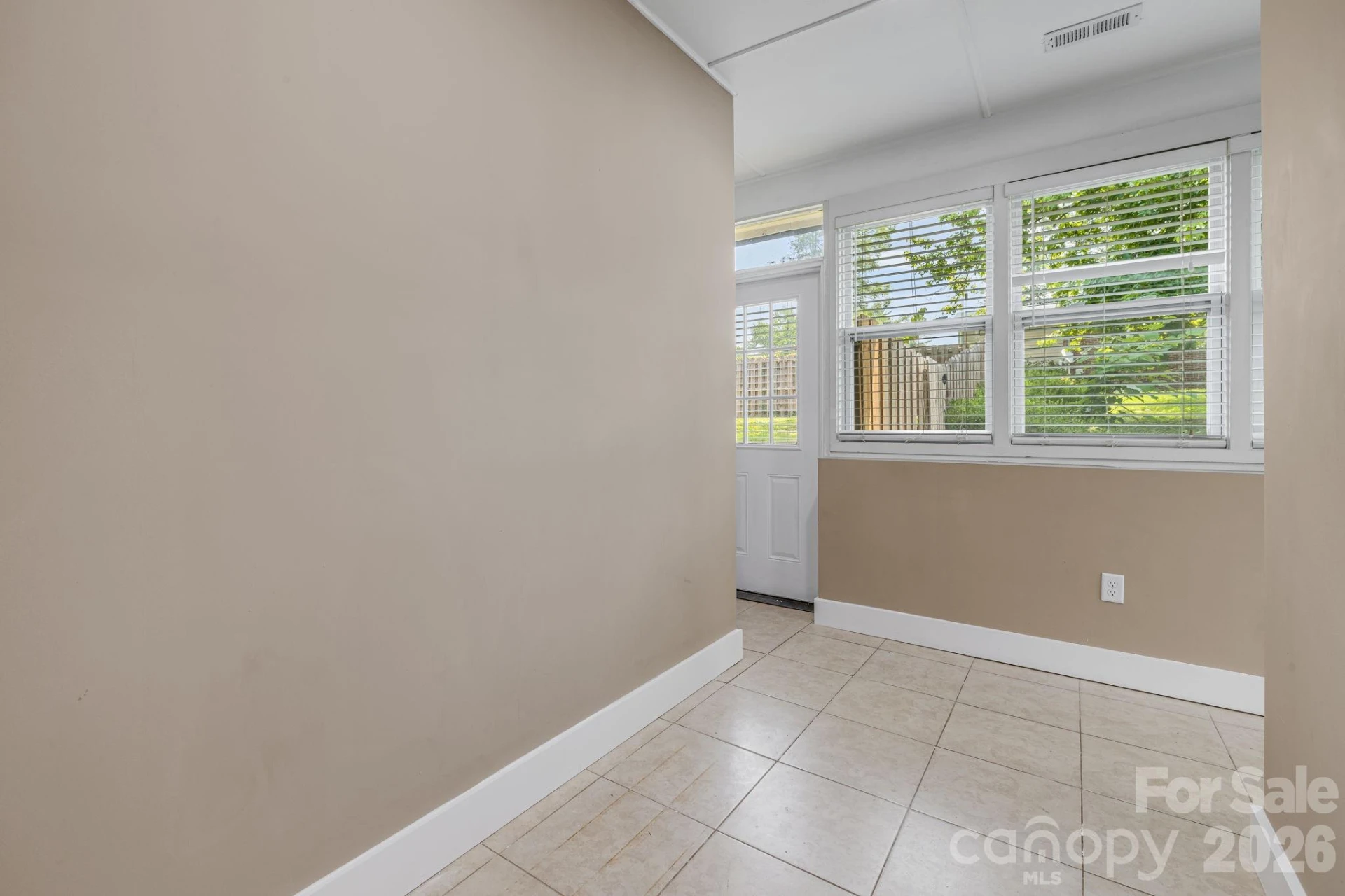 3226 Charlyne Drive - Photo 12