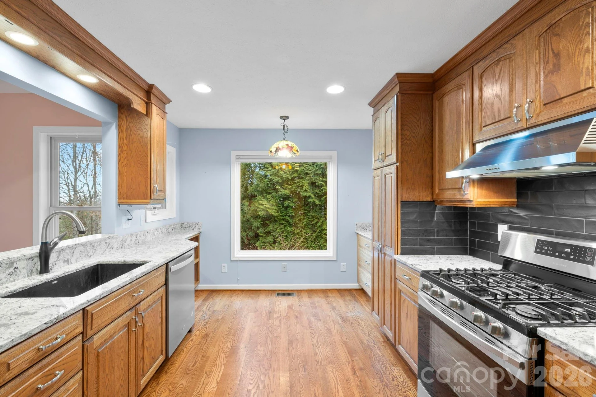 242 Carriage Summitt Way - Photo 11