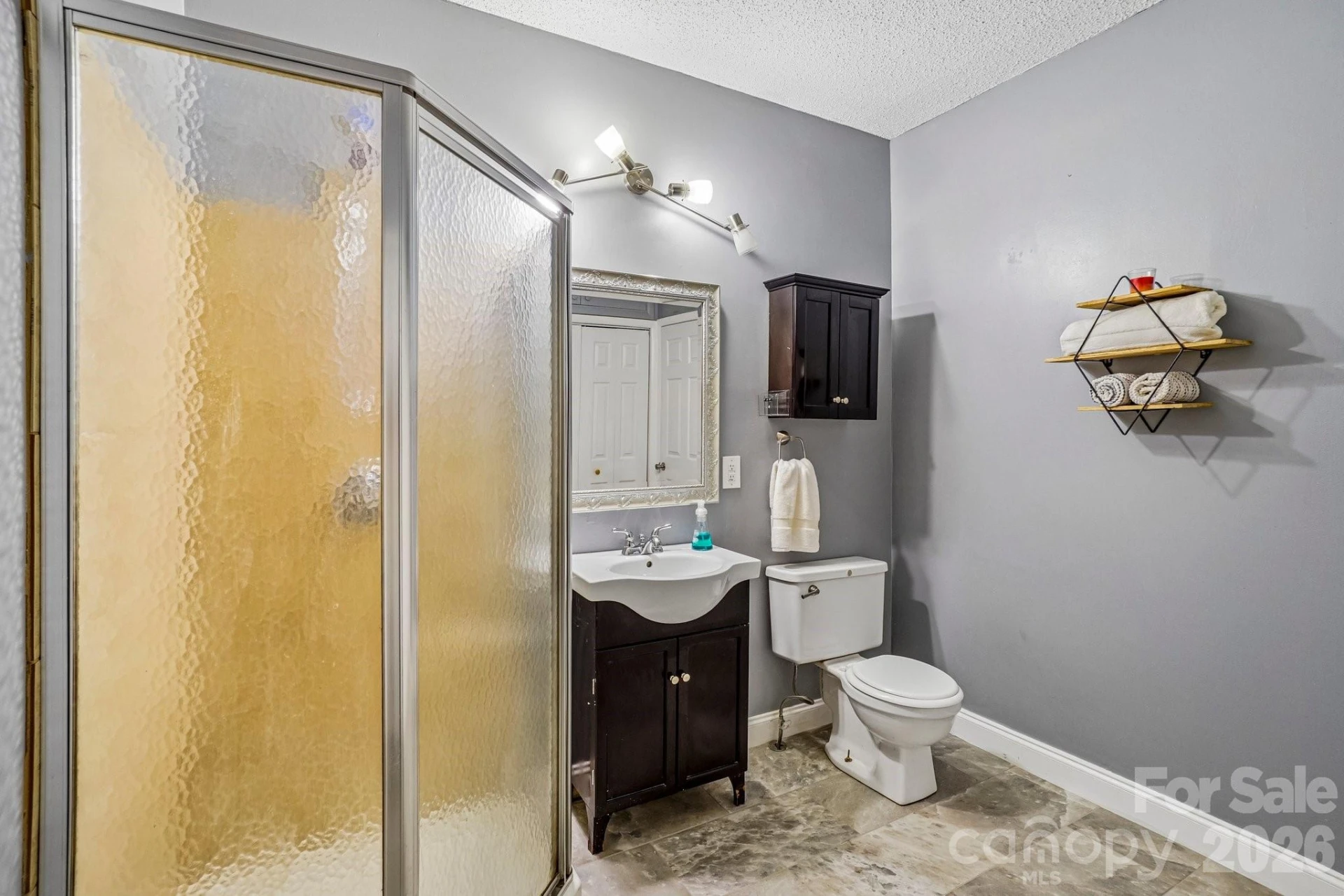 327 Heather Court - Photo 20