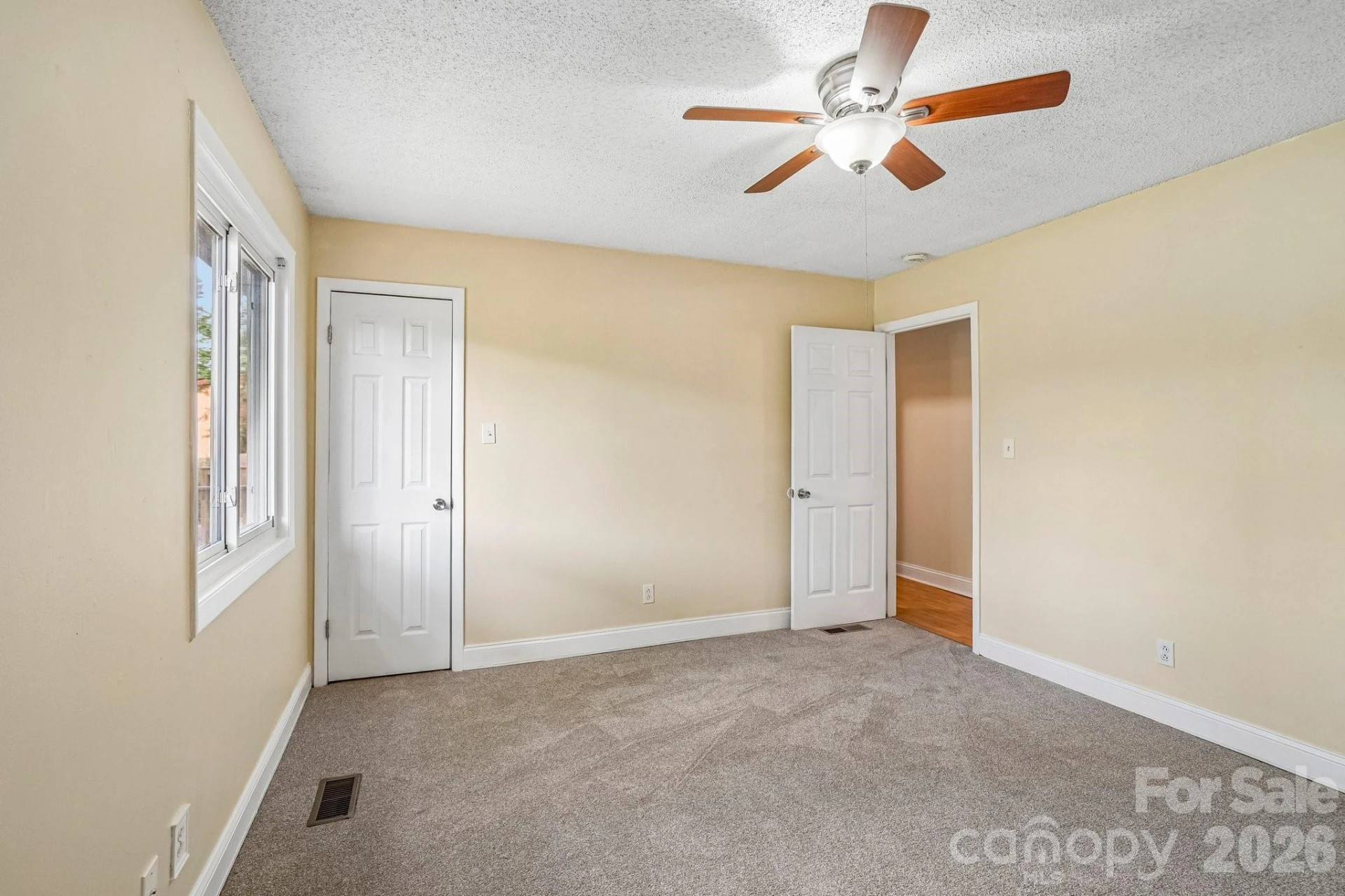 327 Heather Court - Photo 23