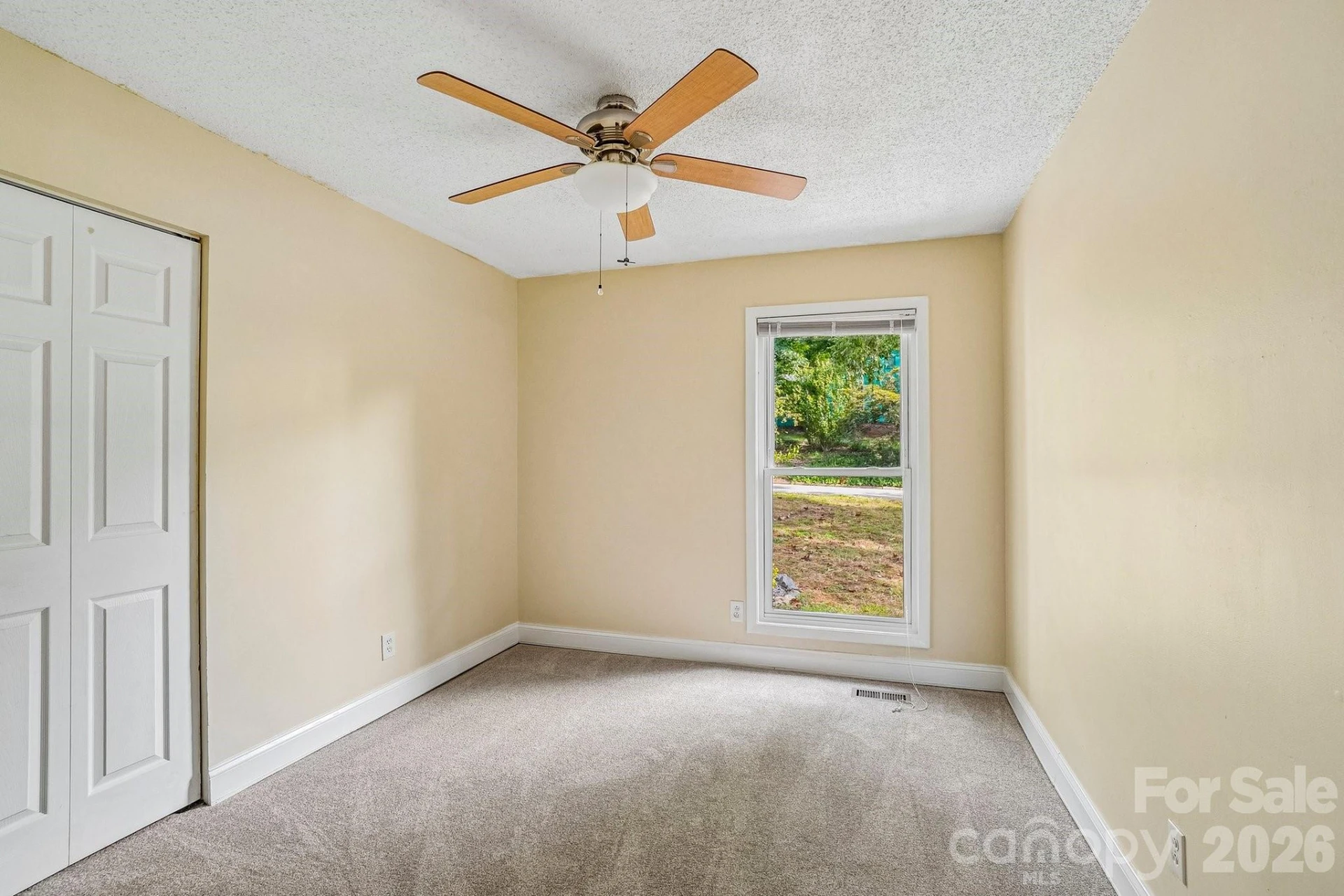 327 Heather Court - Photo 24