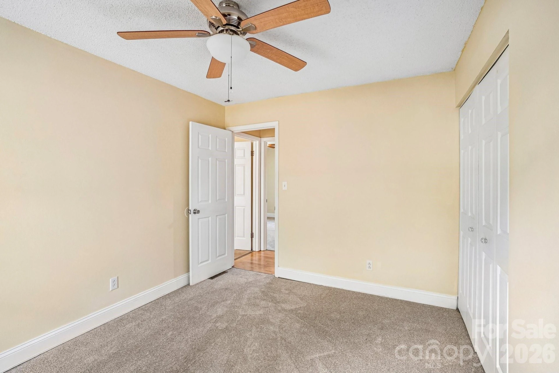 327 Heather Court - Photo 25