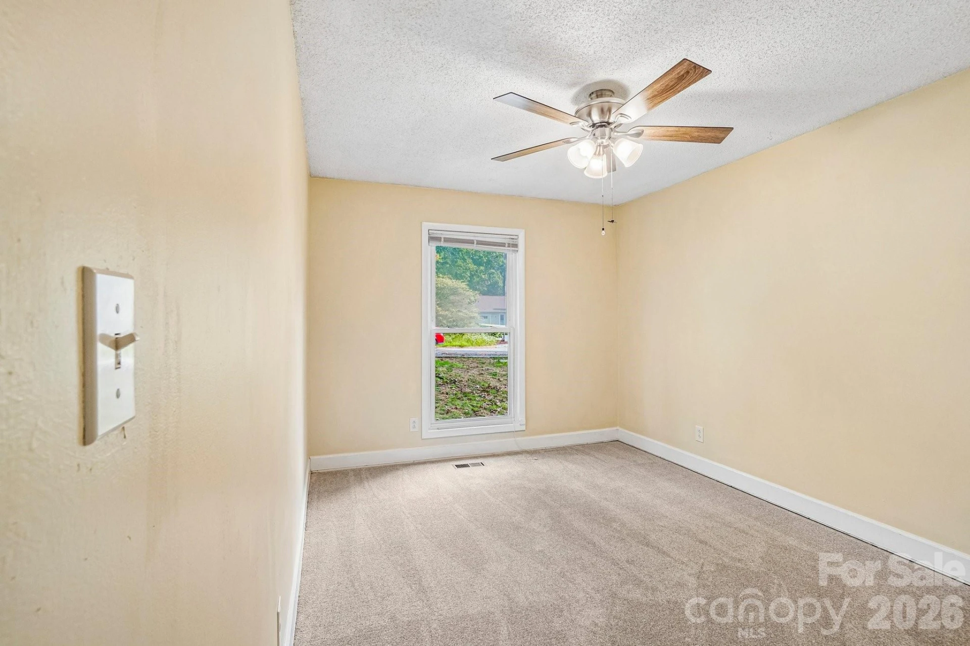327 Heather Court - Photo 26
