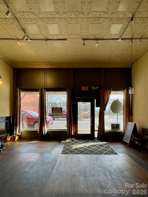 37 S Main Street S - Photo 9