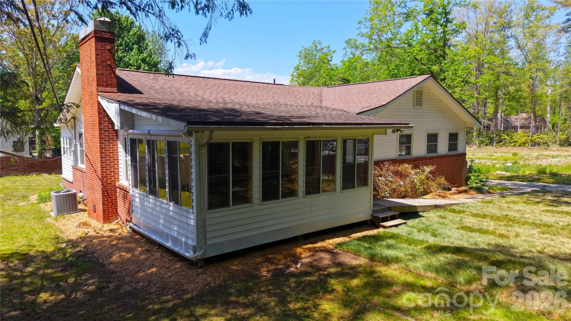 1627 Greenville Highway - Photo 18