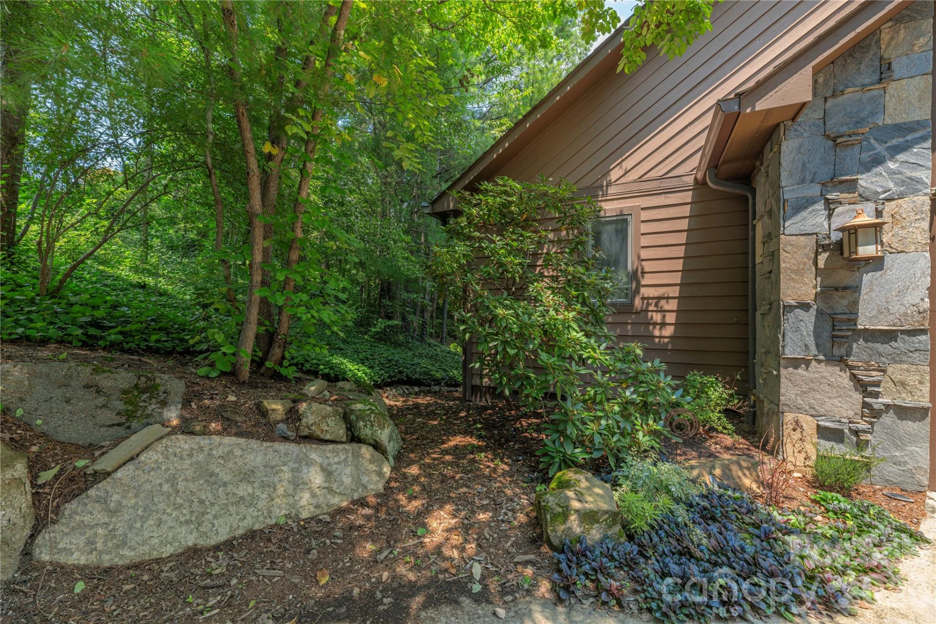 35 Hillcreek Drive - Photo 6