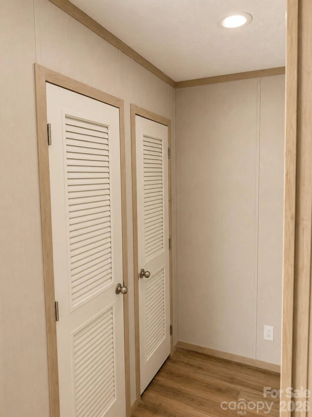 712 Thompson Road - Photo 12