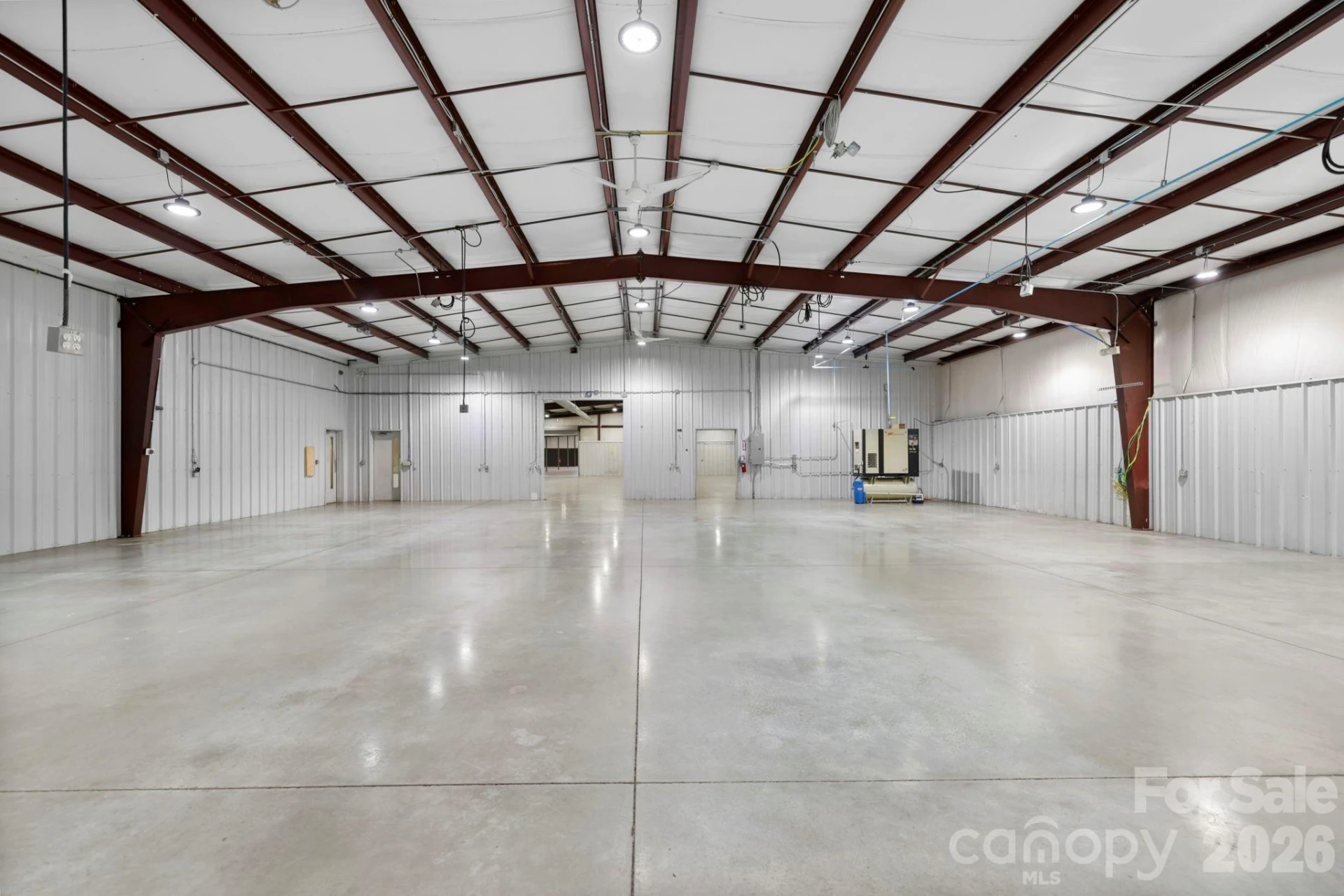 110 Commercial Boulevard - Photo 30