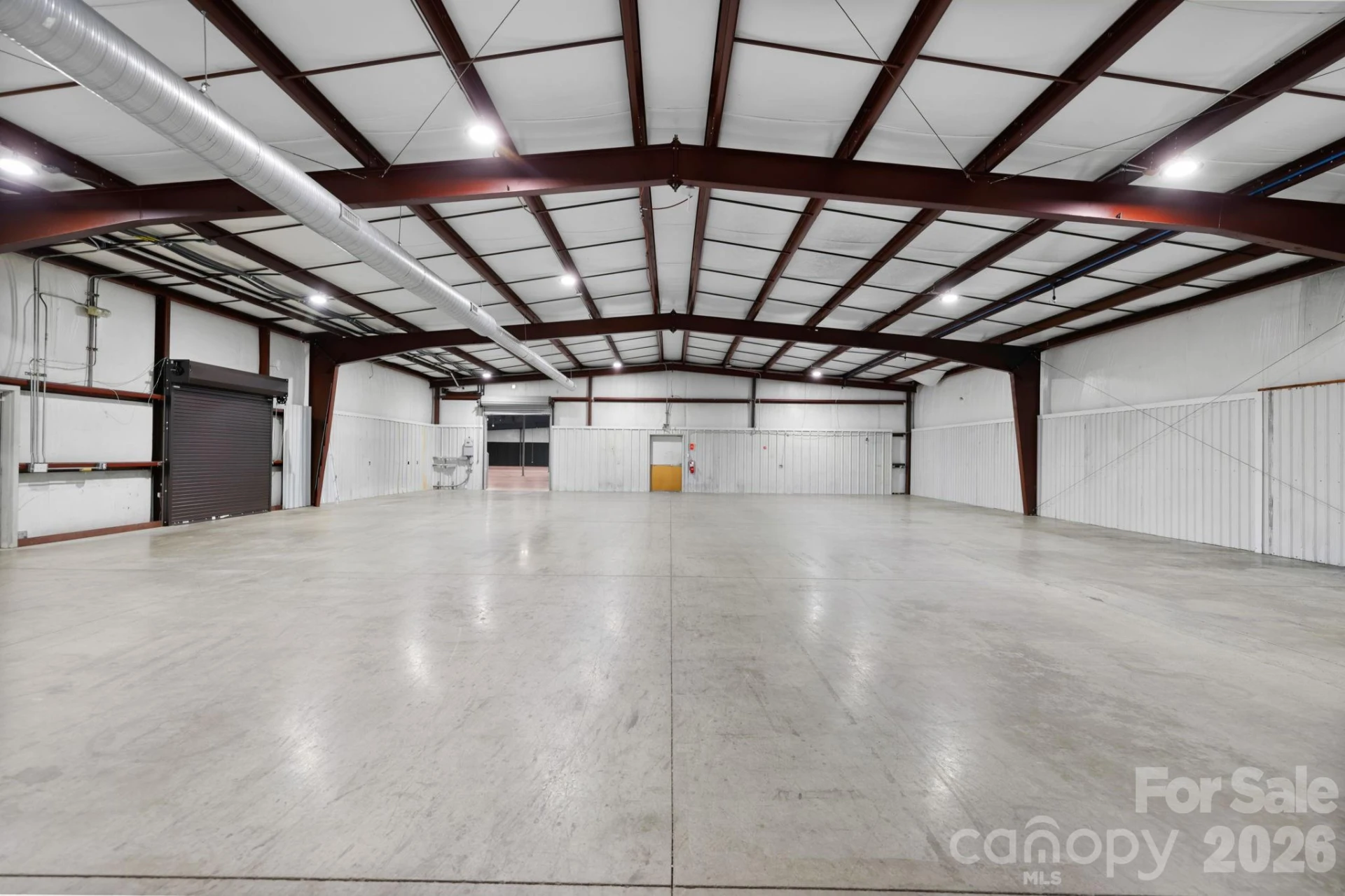 110 Commercial Boulevard - Photo 31