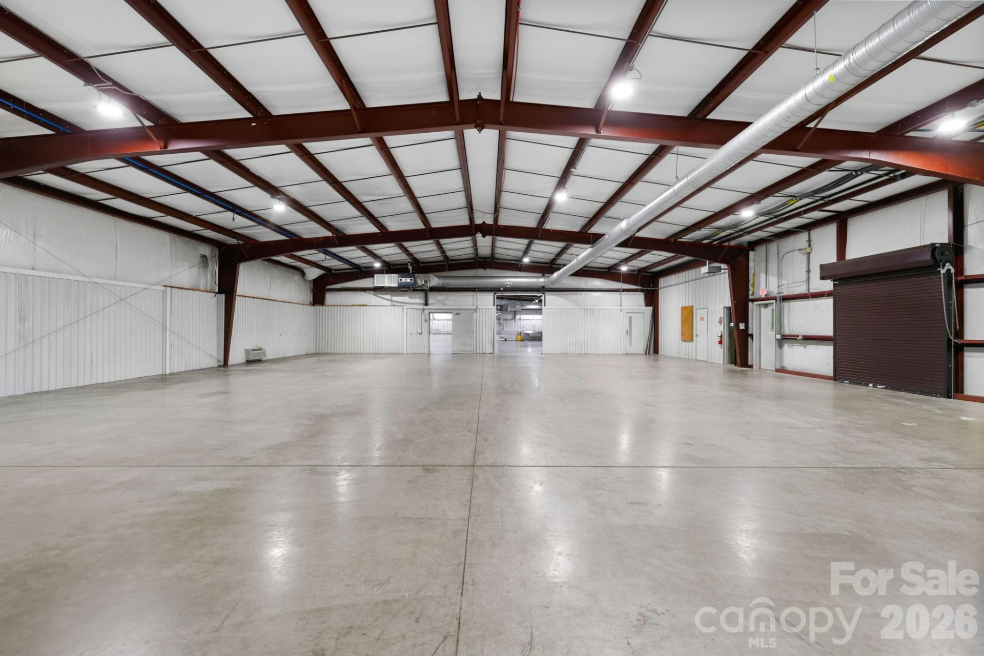 110 Commercial Boulevard - Photo 32