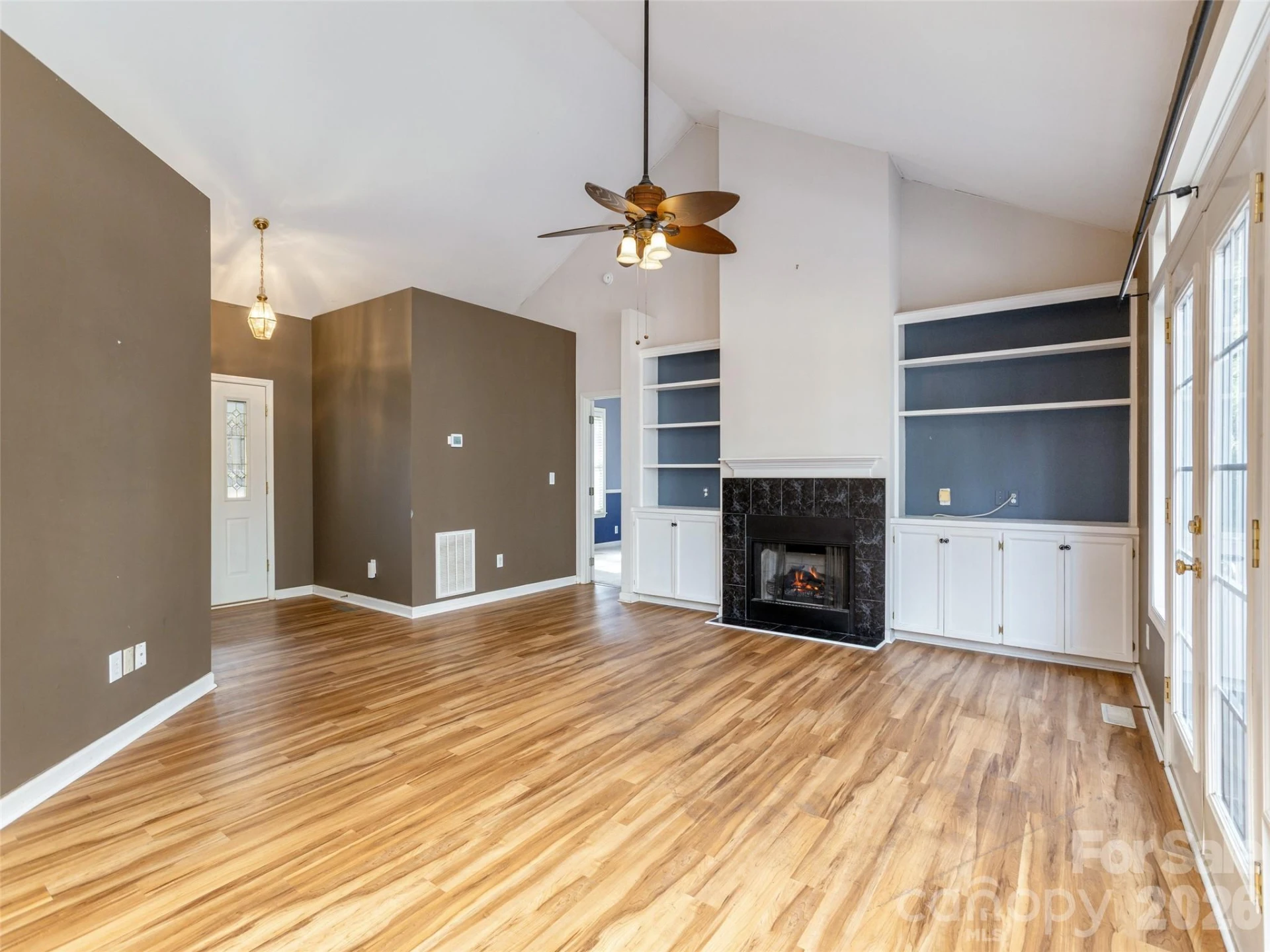 45 Poplar Creek Drive - Photo 6