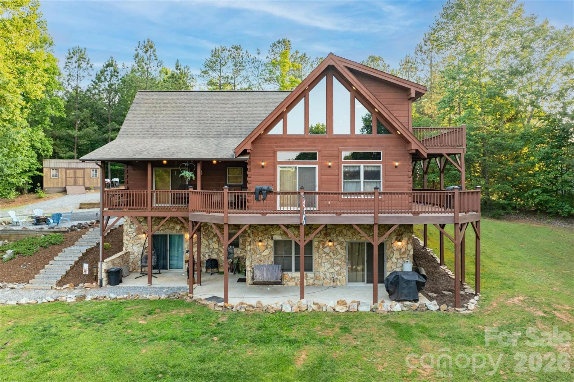 16 Saratoga Drive - Photo 5