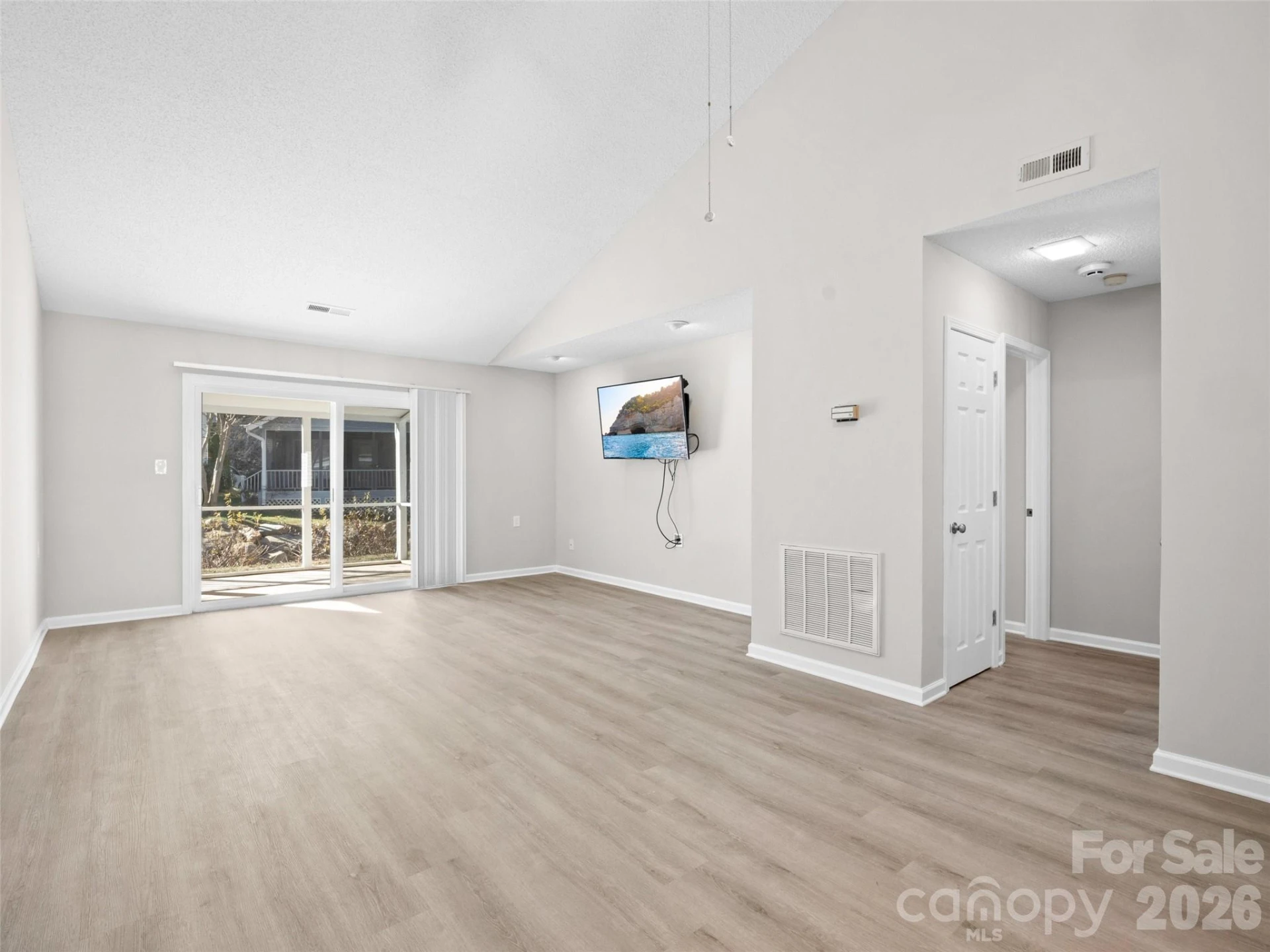 102 Llama Way - Photo 10
