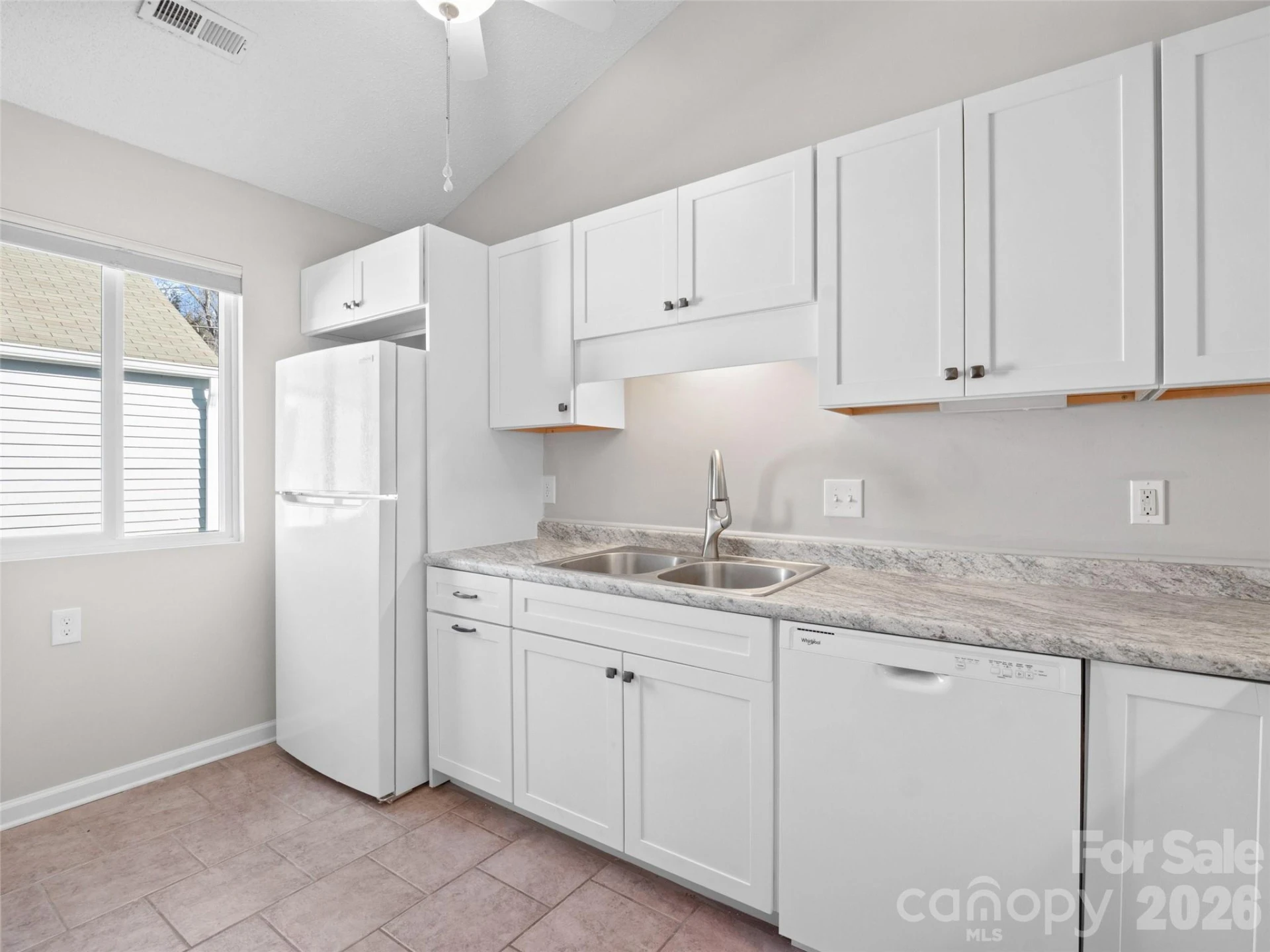 102 Llama Way - Photo 11